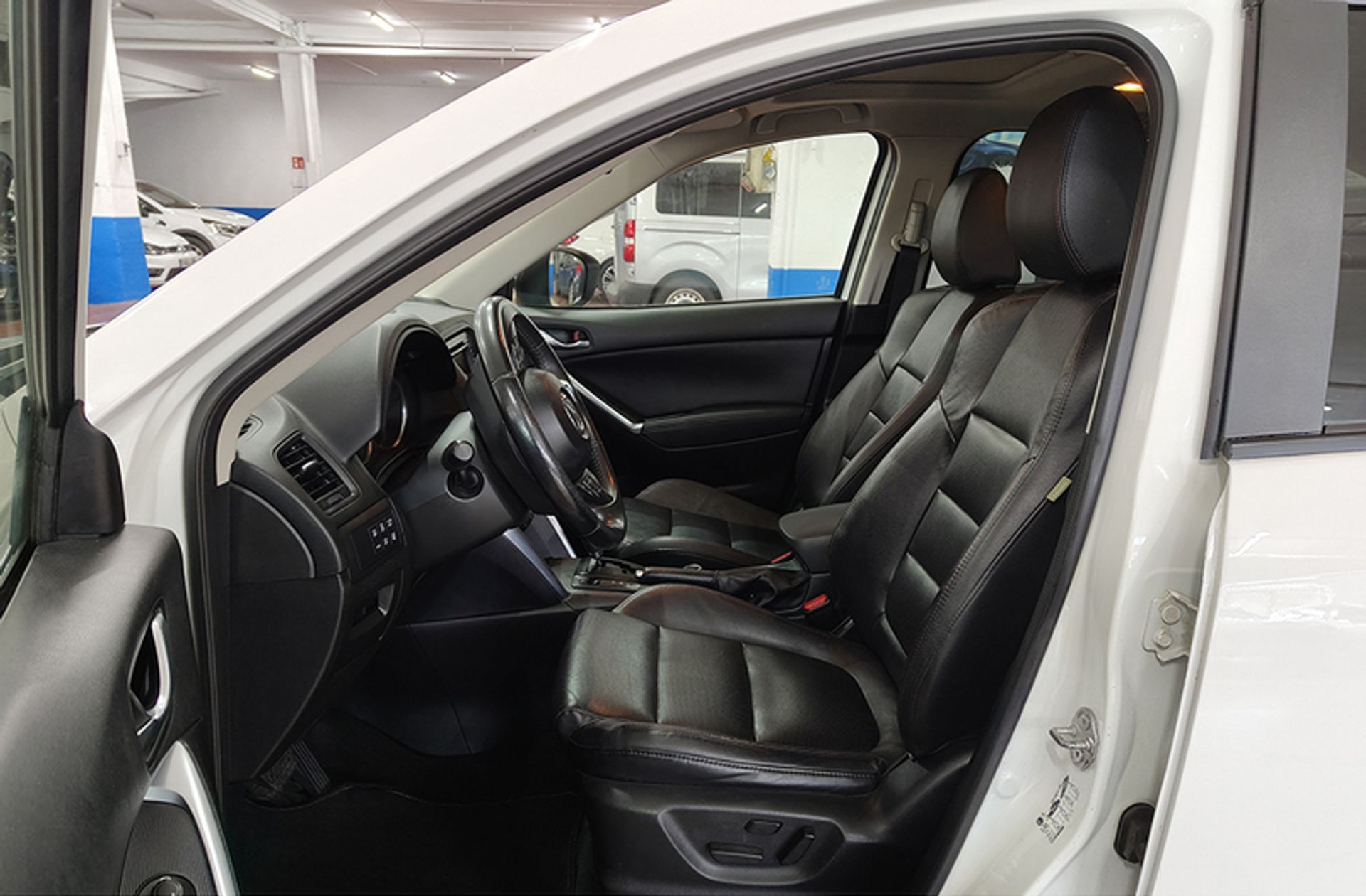 Mazda CX-5 2.2 DE Luxury 4WD - foto 14