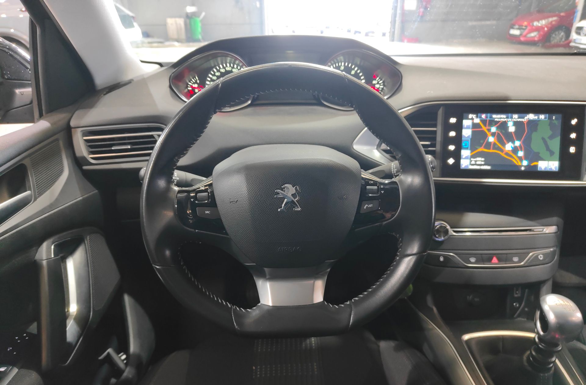 Peugeot 308 1.6 e-HDI Allure - foto 22