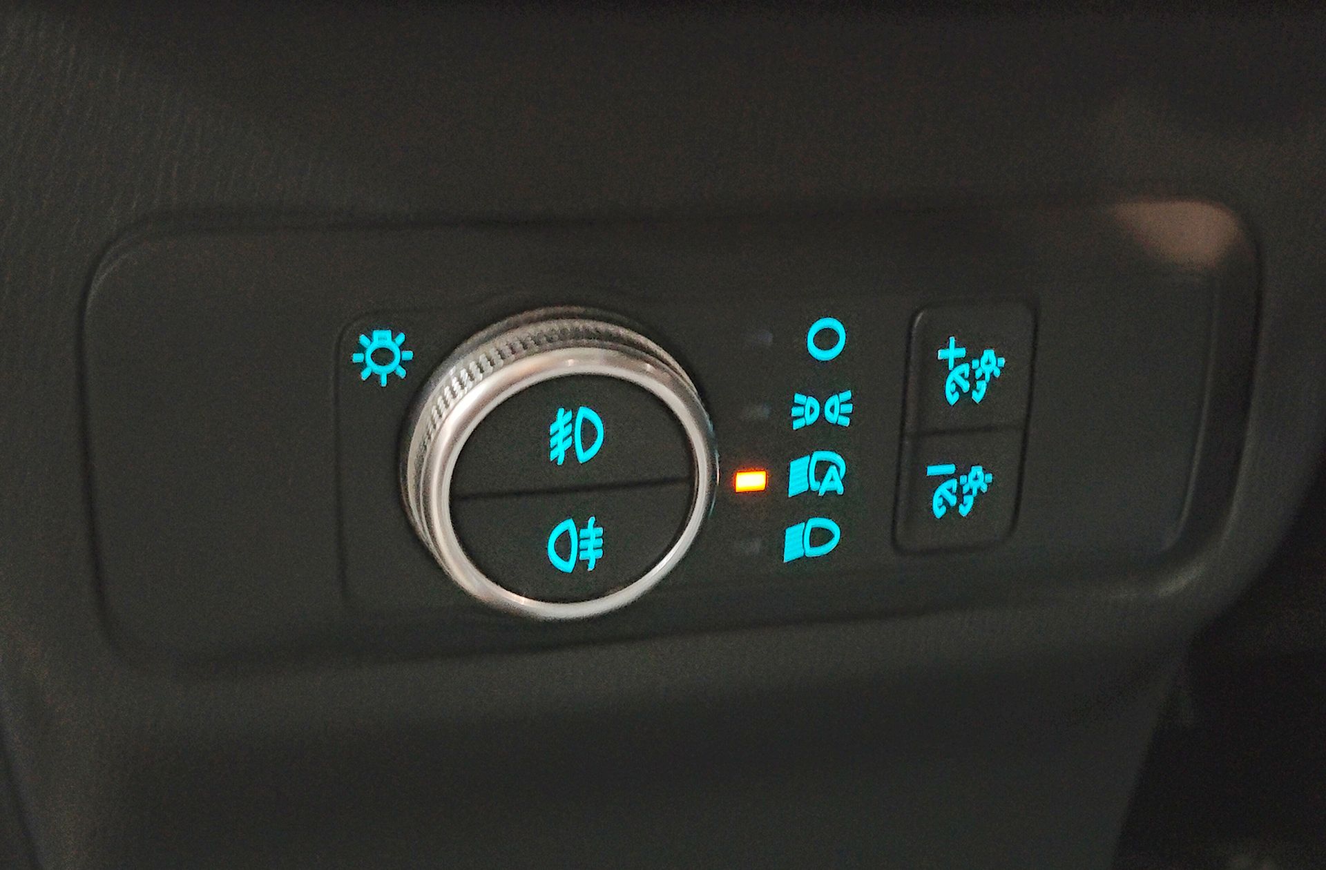Ford Kuga 1.5 EcoBlue Titanium - foto 27