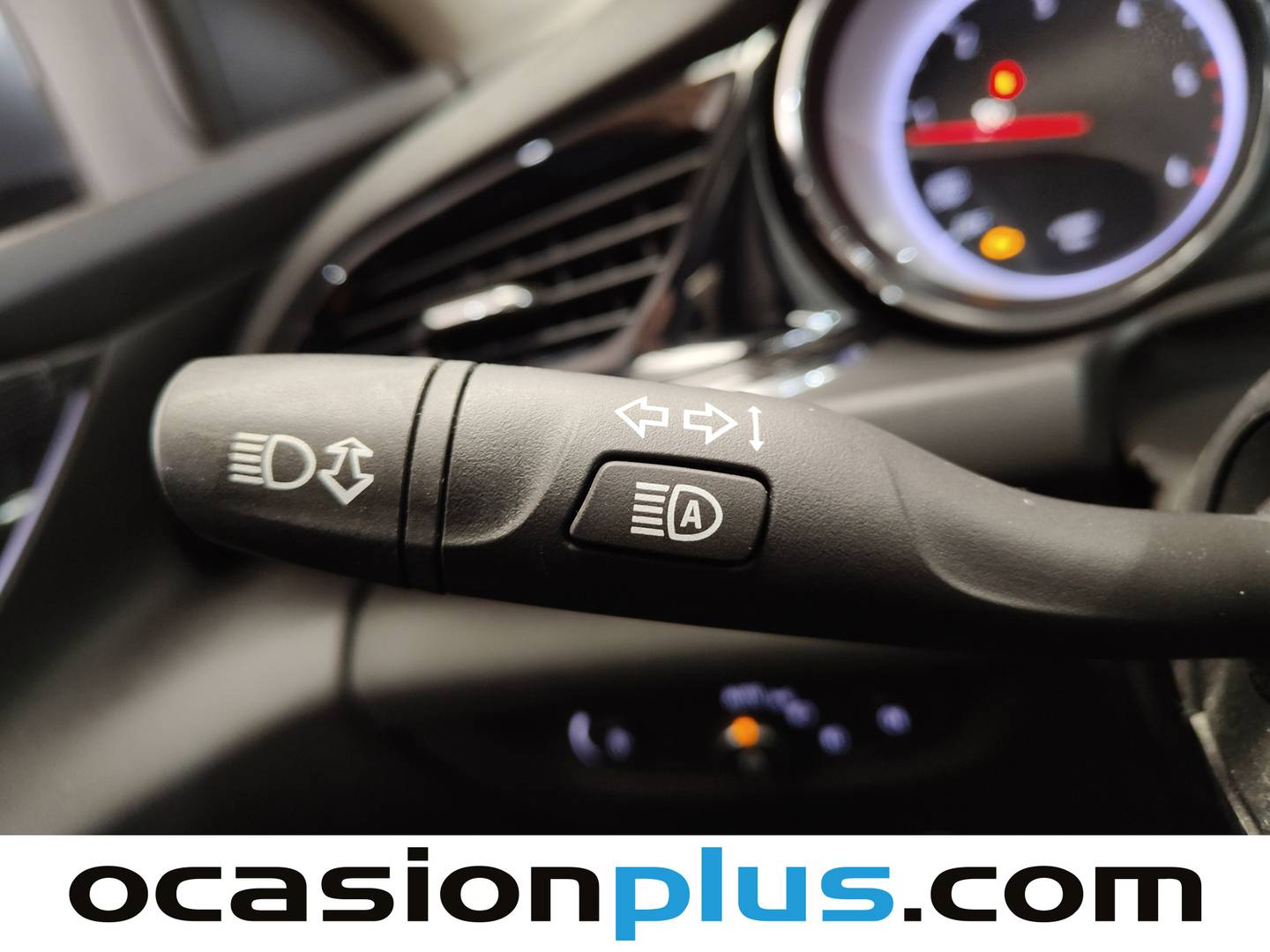 Opel Insignia Opel Insignia Sports Tourer 1.6 CDTI D Innovation (136 CV) de ocasión