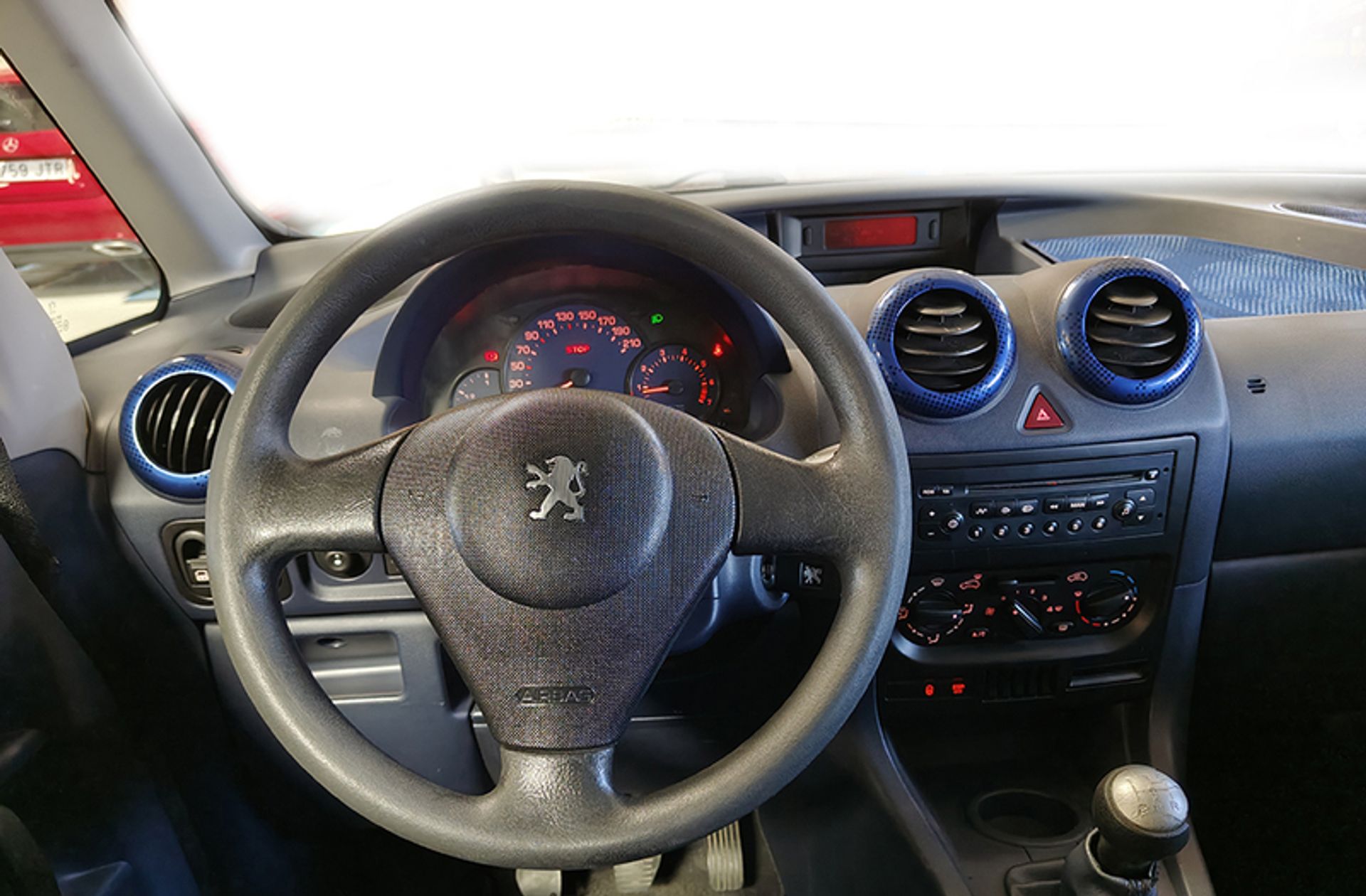 Peugeot 1007 1.4 Urban - foto 17