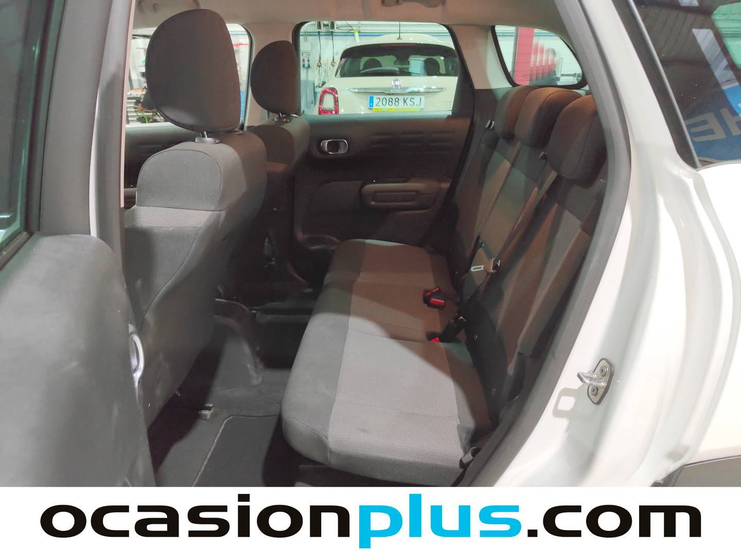 Foto Citroën C3 Aircross Citroen C3 Aircross PureTech 130 Shine Pack EAT6 (131 CV)