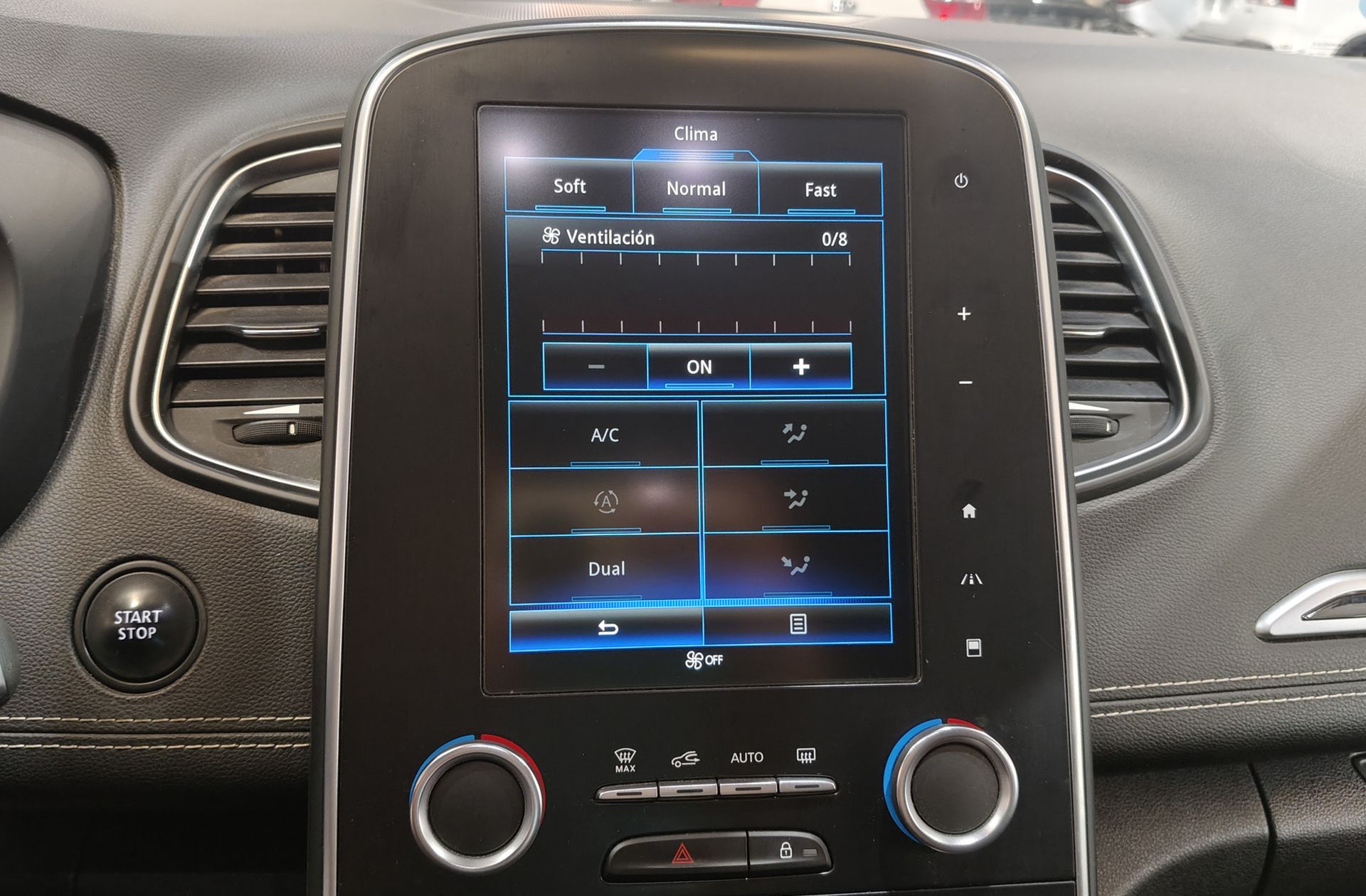 Renault Grand Scénic Edition One dCi - foto 31