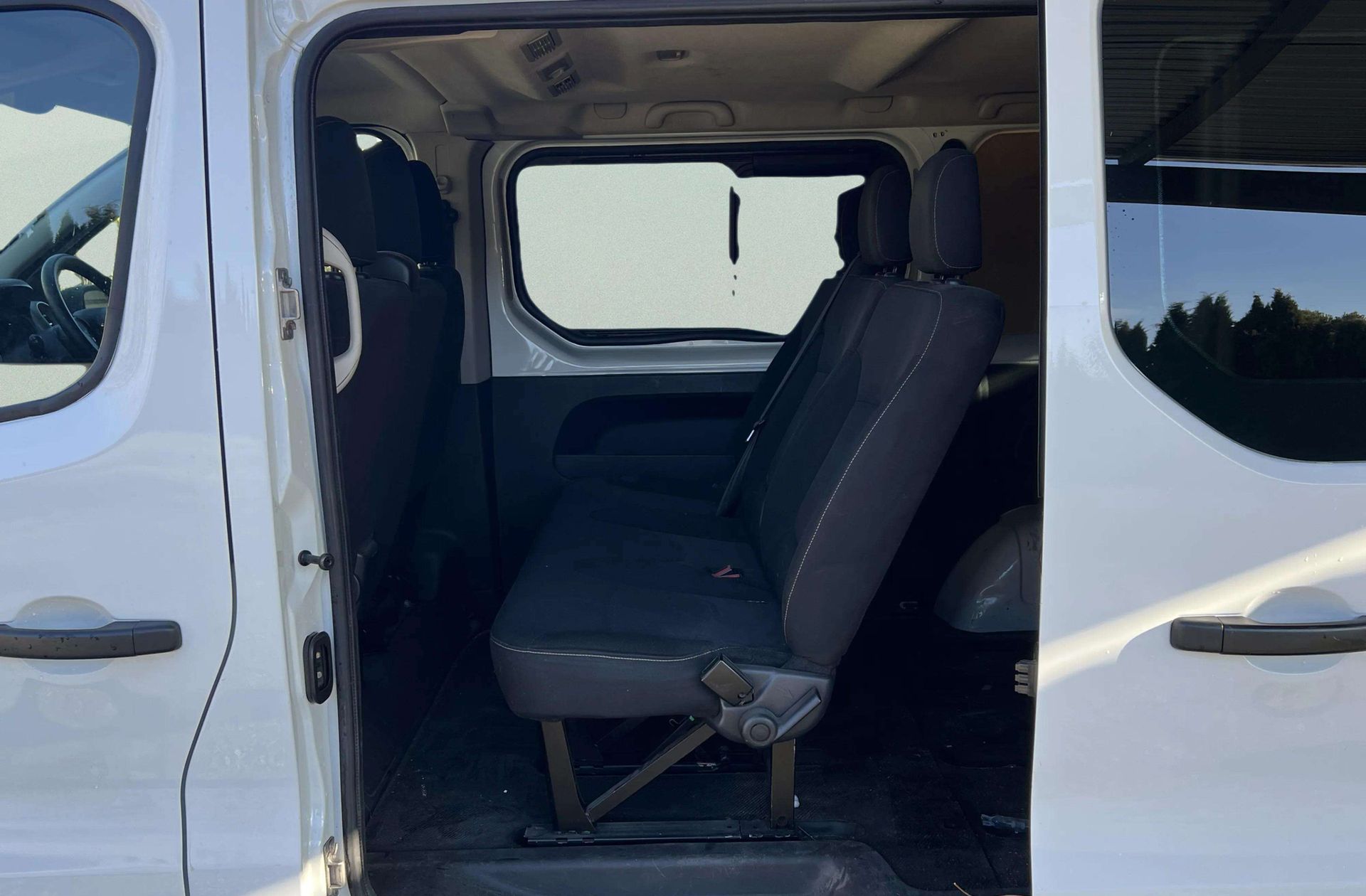 Renault Trafic Combi Mixto Largo N1 Energy dCi 6 plazas - foto 9
