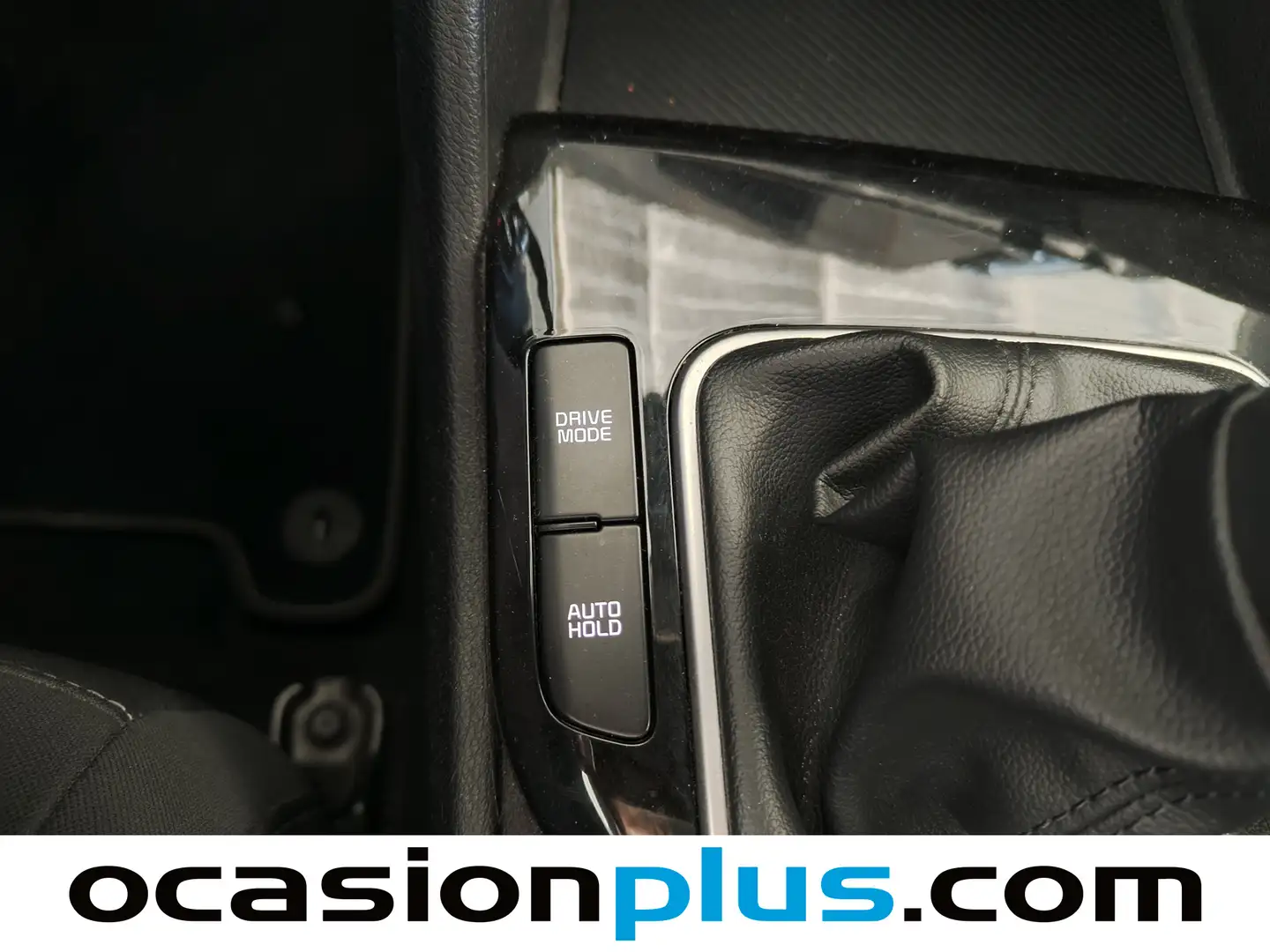 Foto KIA Sportage Kia Sportage 1.6 CRDi MHEV Business 4x2 (136 CV)