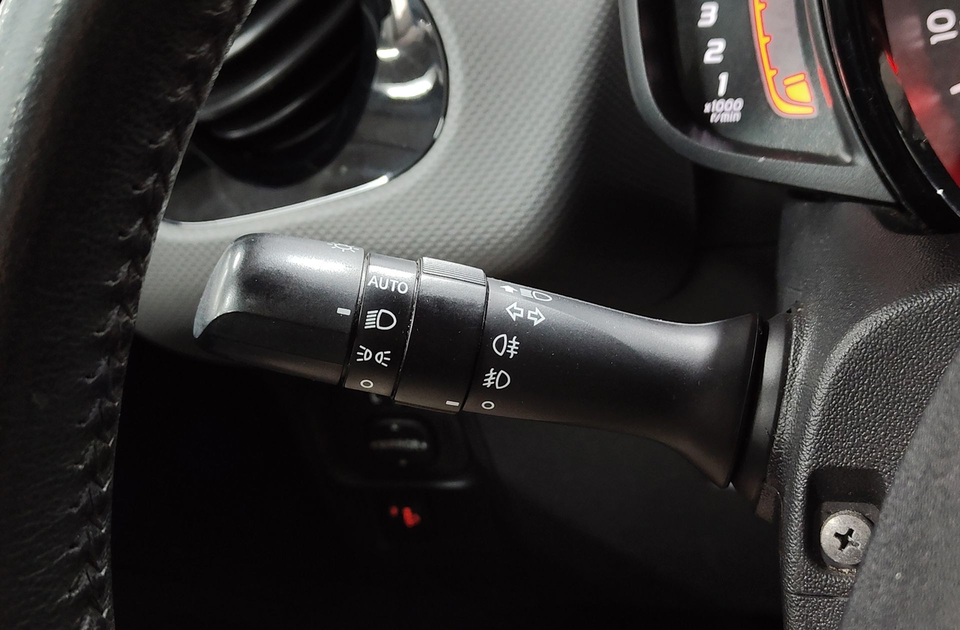 Peugeot 108 1.0 VTI Top! Allure - foto 21