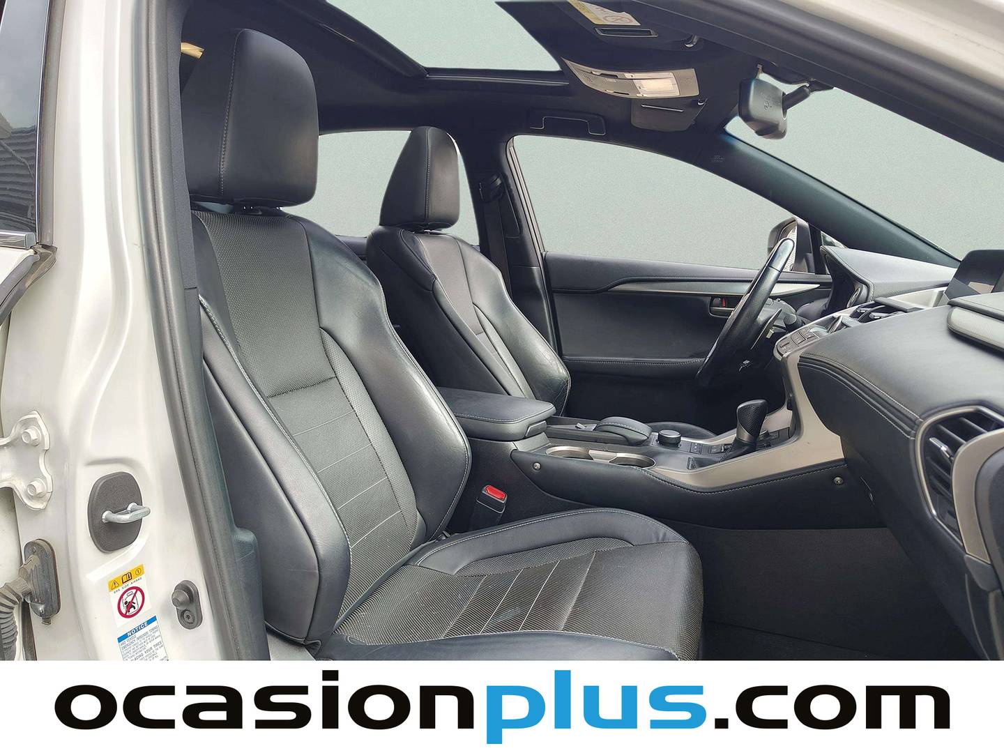 Lexus NX Lexus NX 300h F Sport Panorámico + Navibox 4WD (197 CV) 2015