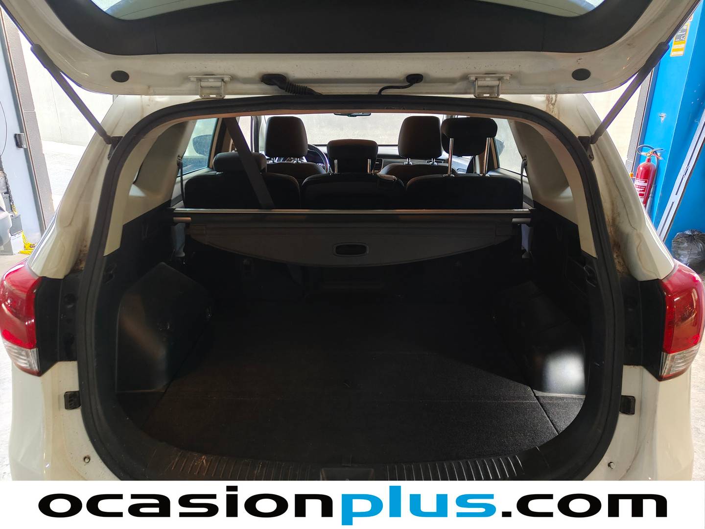 Fotos maletero KIA Carens KIA Carens 1.7 CRDi VGT Eco-Dynam x-Tech (115 CV)