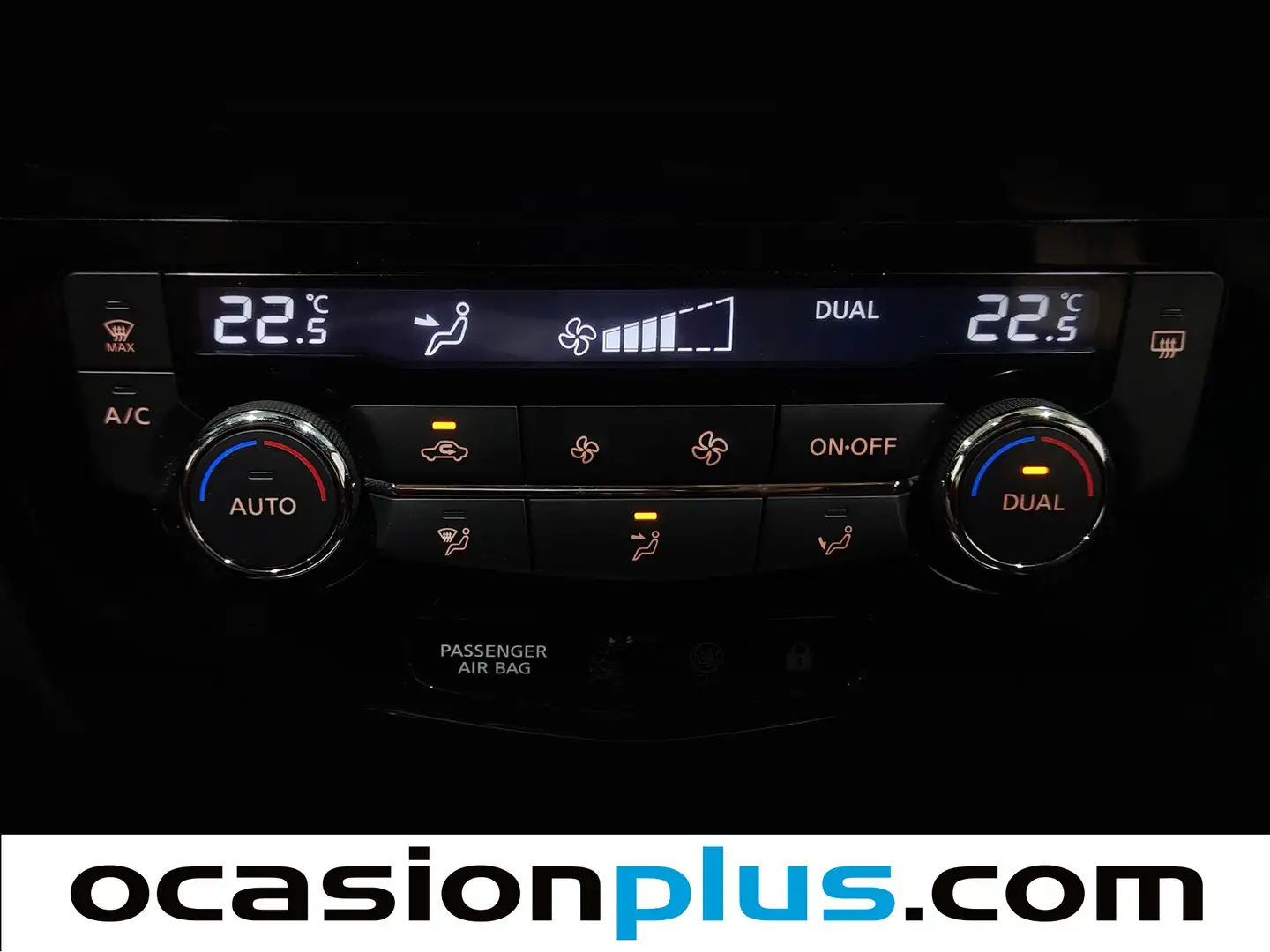 Foto Nissan QASHQAI Nissan Qashqai DIG-T 163 N-Connecta 4x2 (163 CV)