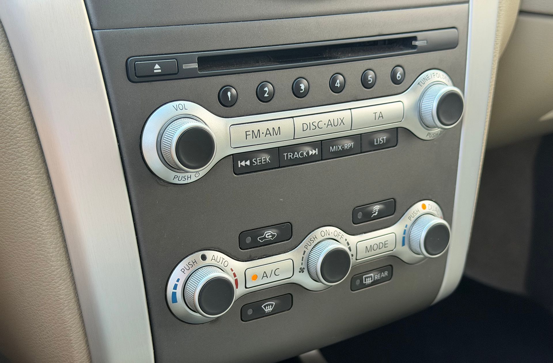 Nissan Murano 2.5 dCi Tekna Sport - foto 35