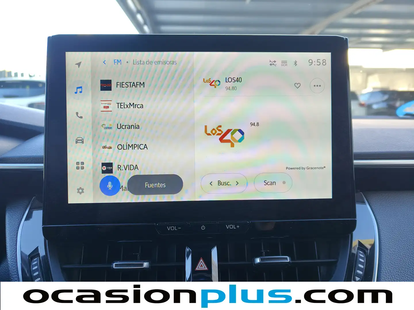 Foto Toyota Corolla Toyota Corolla Touring Sport 140H Business (140 CV)