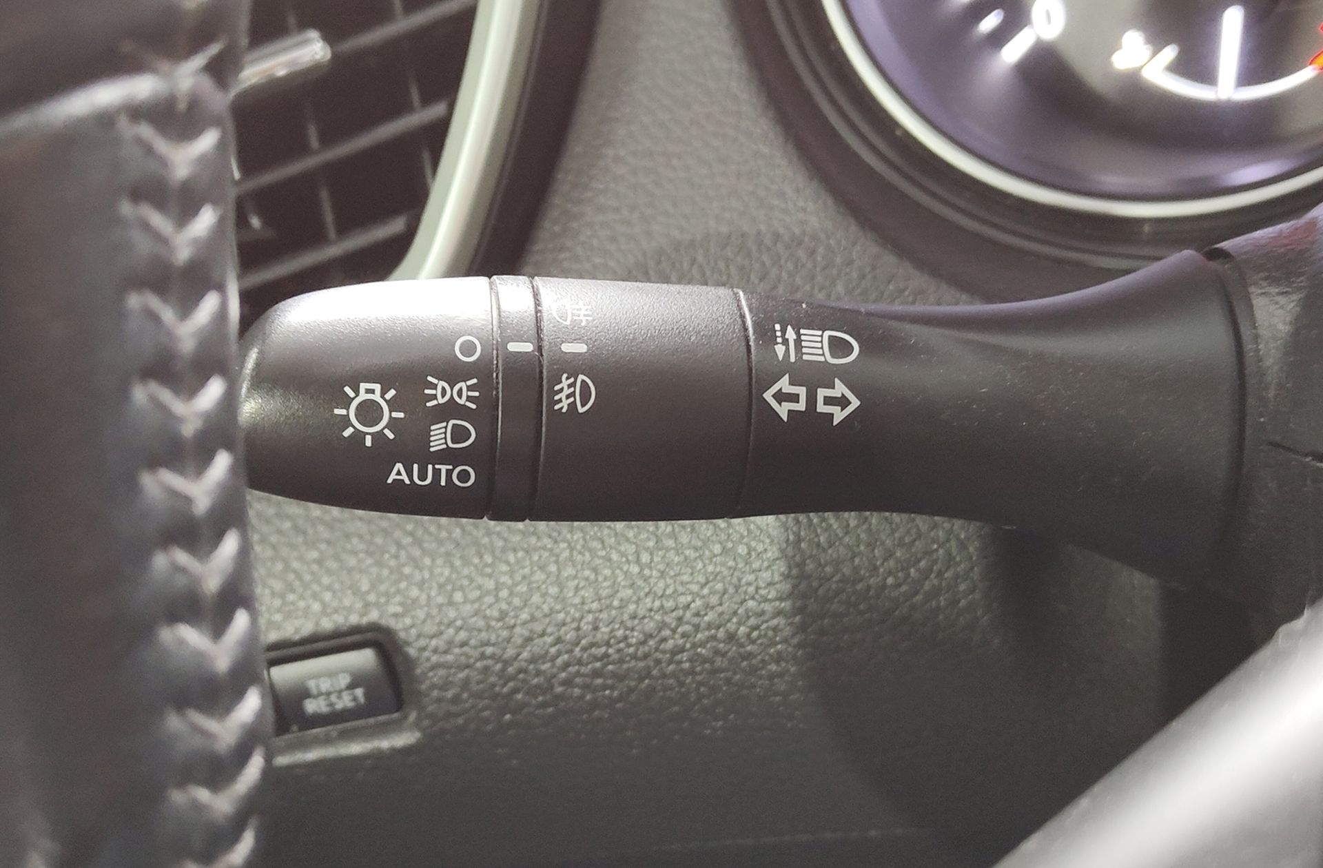 Nissan Qashqai DIG-T 140 N-Connecta - foto 22