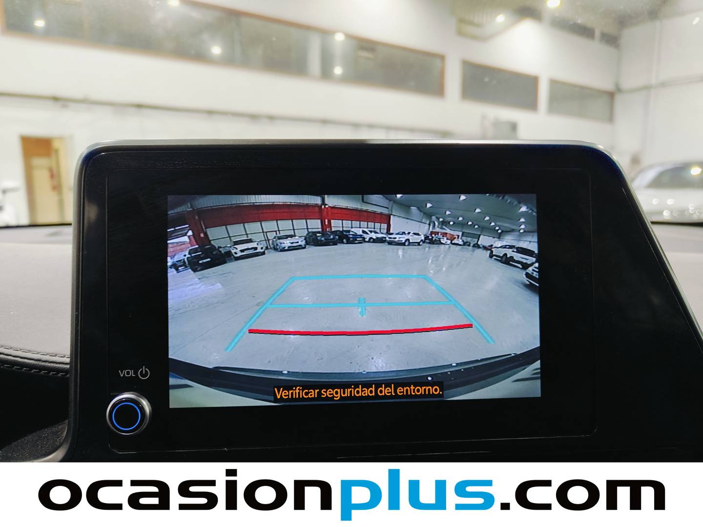 Foto Toyota C-HR Toyota C-HR 1.8 125H Advance (122 CV)