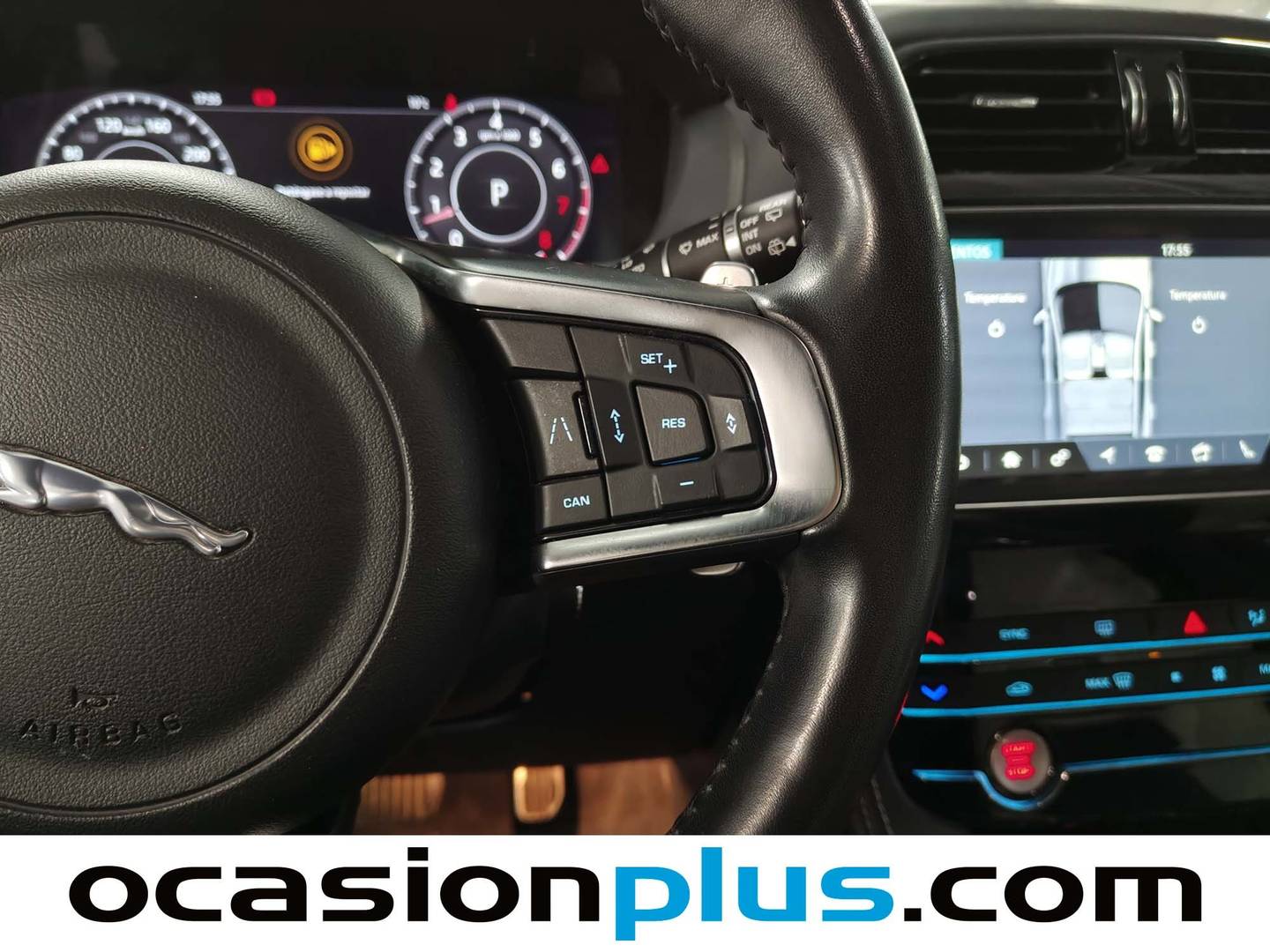 Foto Jaguar F-Pace Jaguar F-PACE 2.0T i4 R-Sport AWD Auto 221 kW (300 CV)