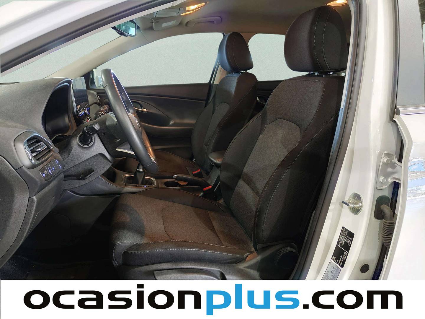Foto asientos delanteros Hyundai i30 Hyundai i30 1.0 TGDI 48V Tecno (120 CV)