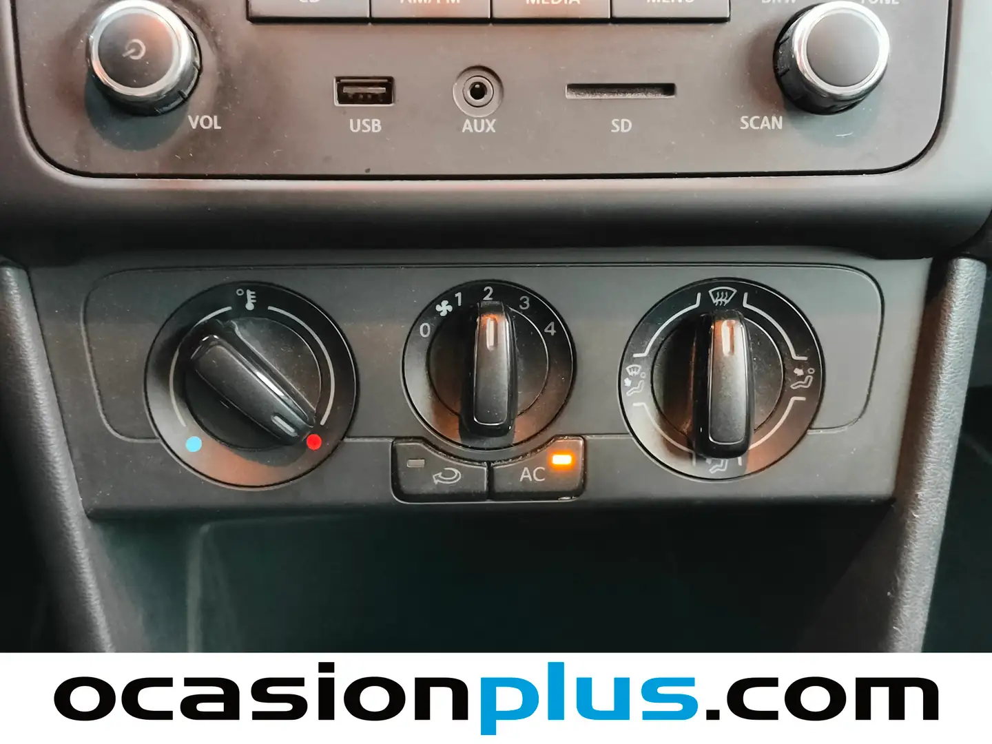 Foto Volkswagen Polo Volkswagen Polo Advance 1.2 BMT (70 CV)