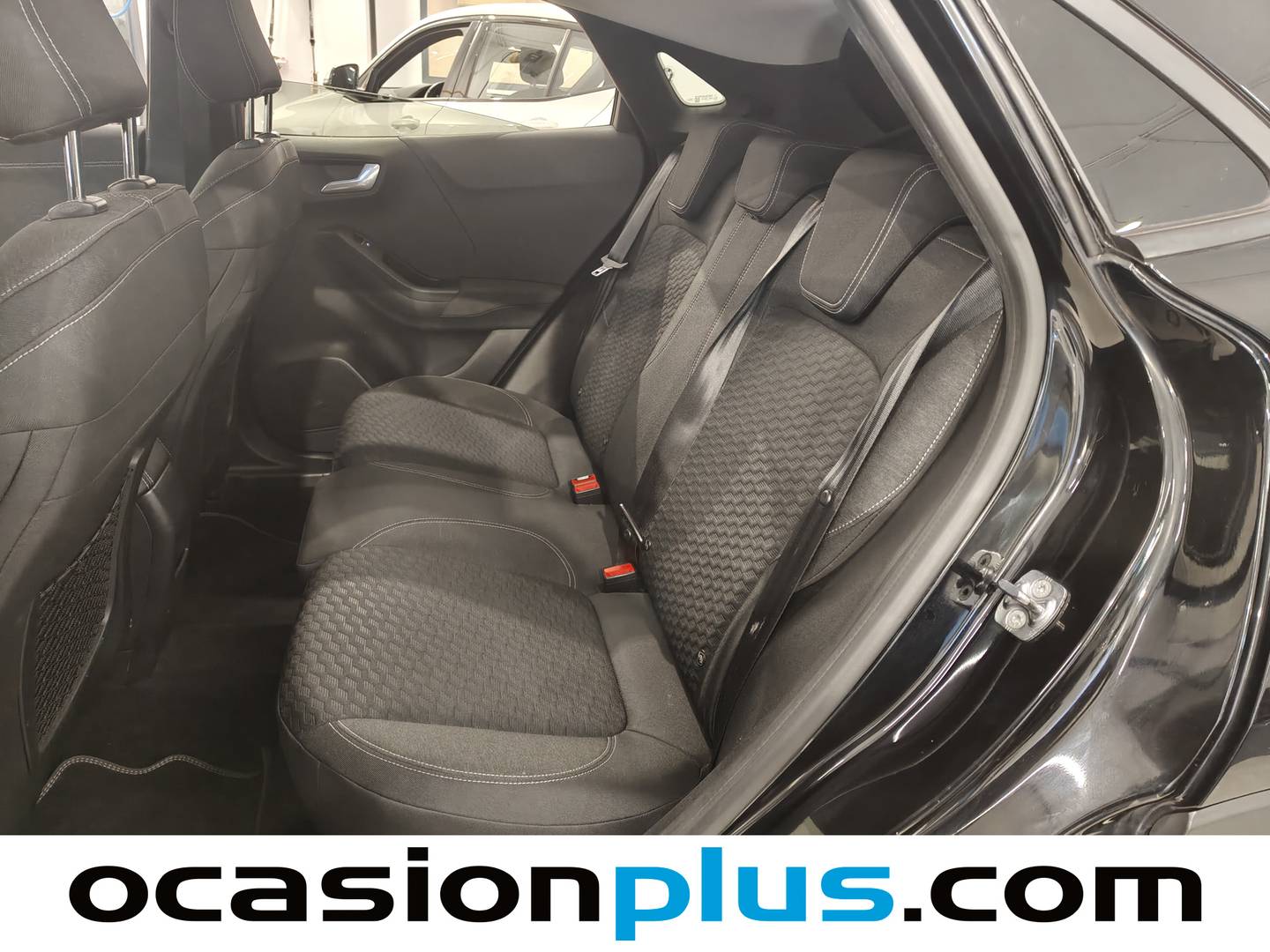 Foto asientos traseros Ford Puma Ford Puma 1.0 EcoBoost Titanium (125 CV)