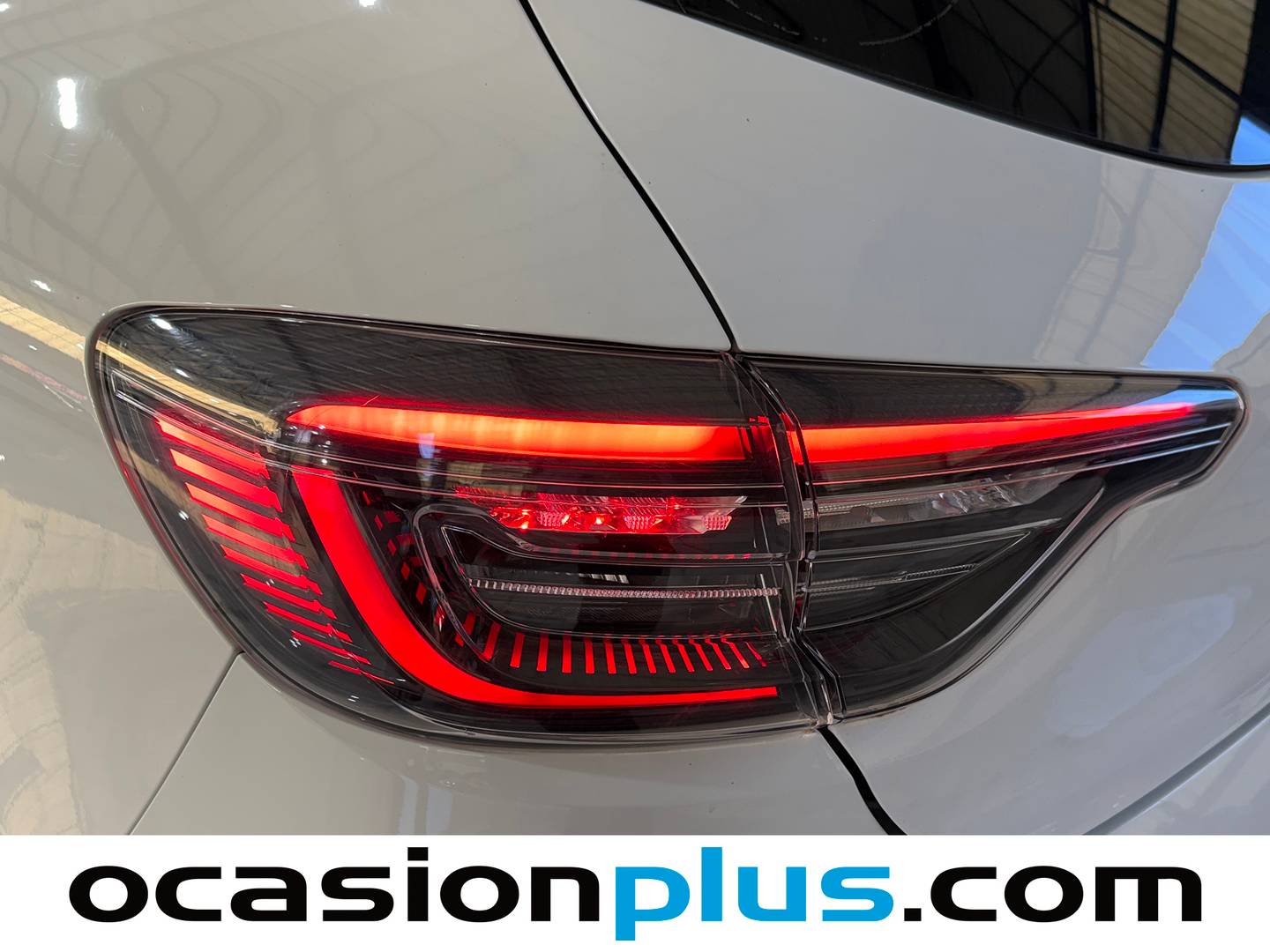 Acabados Renault Clio Renault Clio Techno E-Tech full Híbrido (143 CV)