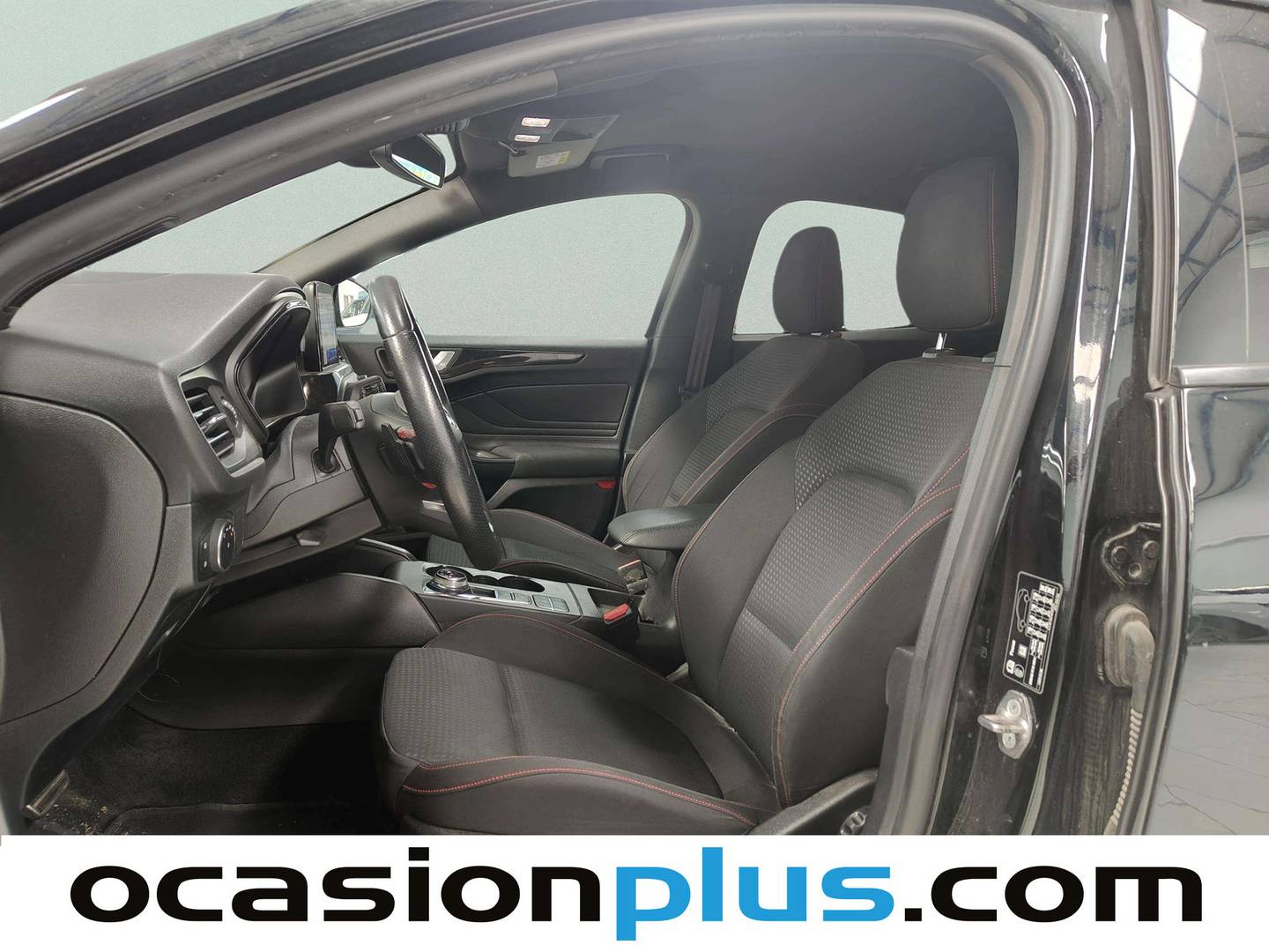 Foto asientos delanteros Ford Focus Ford Focus 1.5 Ecoblue ST-Line Auto (120 CV)