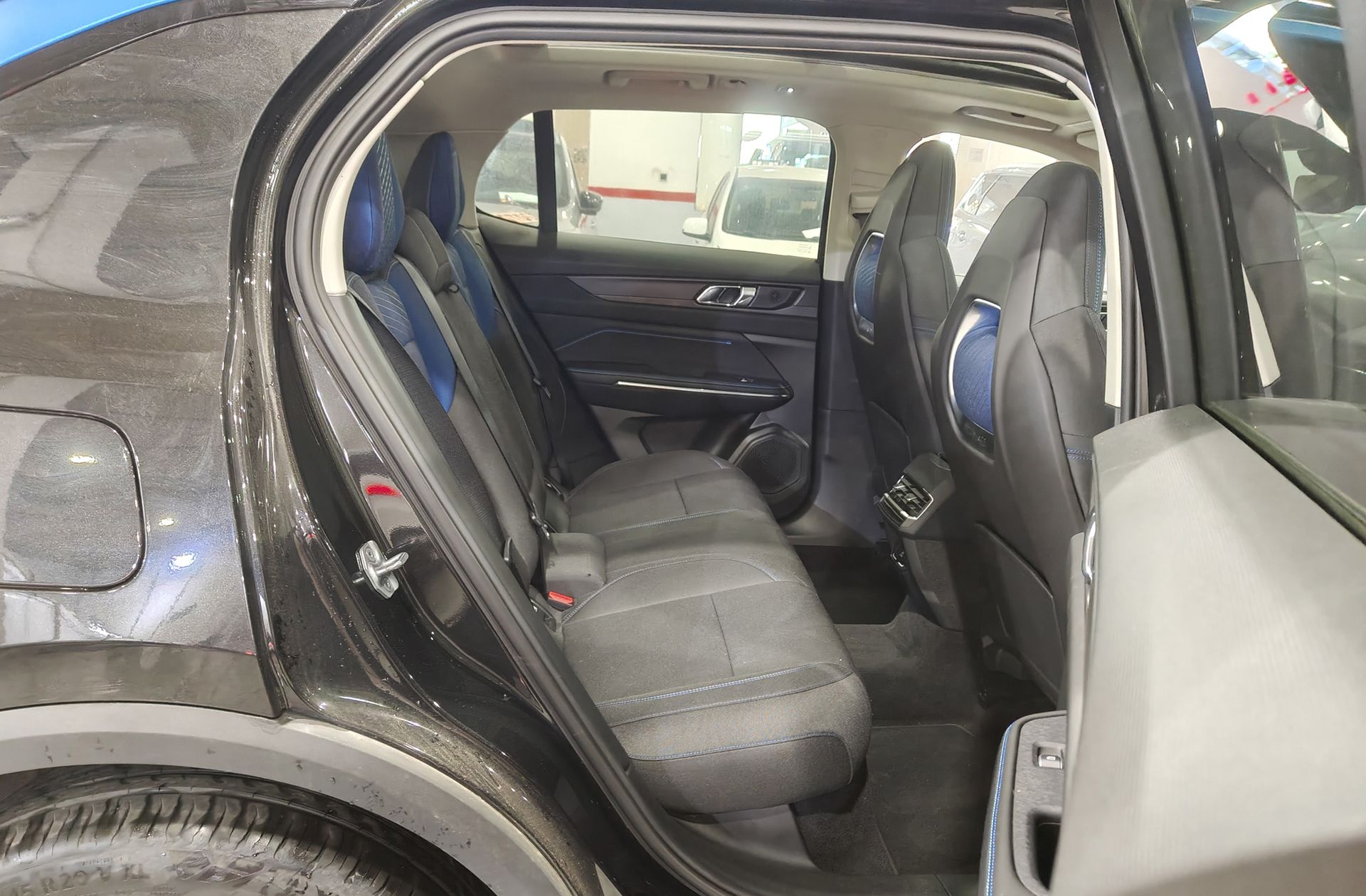 Lynk & Co 01 1.5 PHEV - foto 18