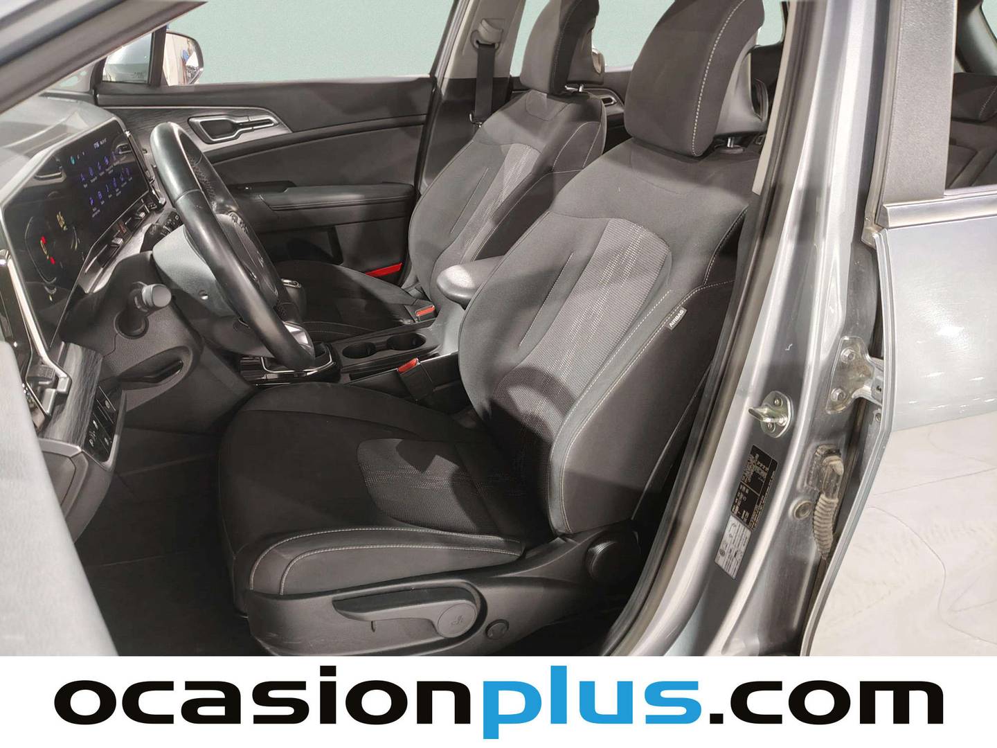Foto asientos delanteros KIA Sportage KIA Sportage 1.6 T-GDi MHEV Drive 4x2 (150 CV)