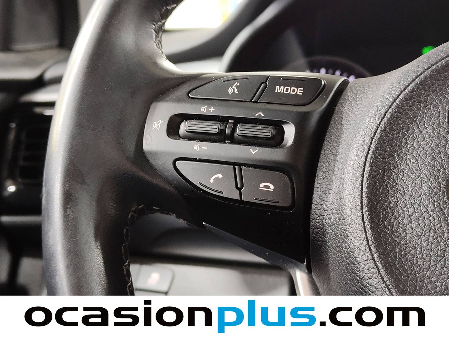 Foto KIA Stonic Kia Stonic 1.0 T-GDi MHEV Drive iMT (120 CV)