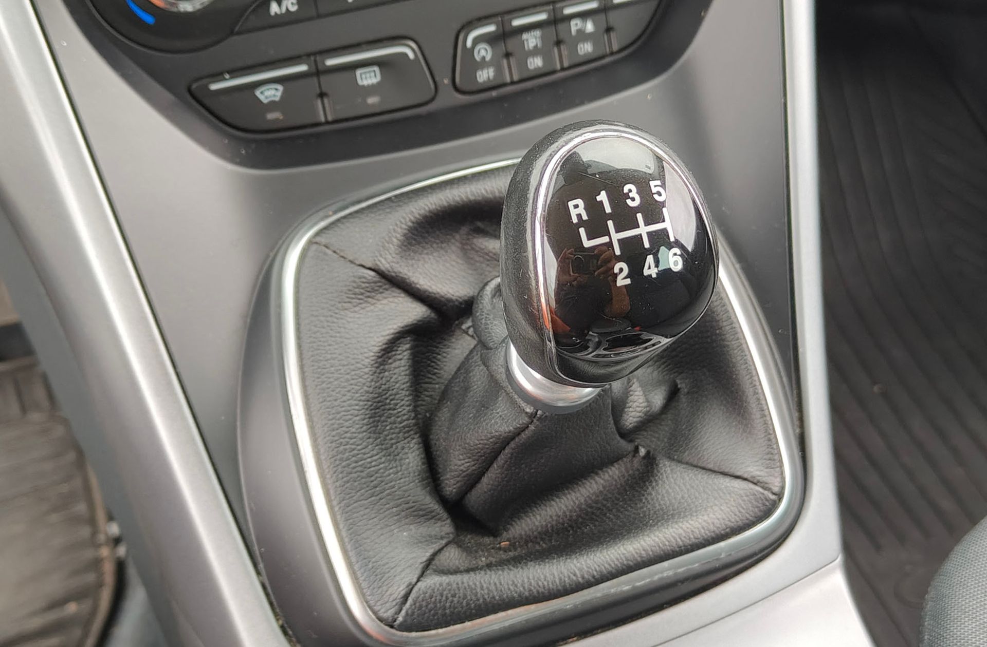 Ford C-Max 1.0 EcoBoost Trend - foto 5