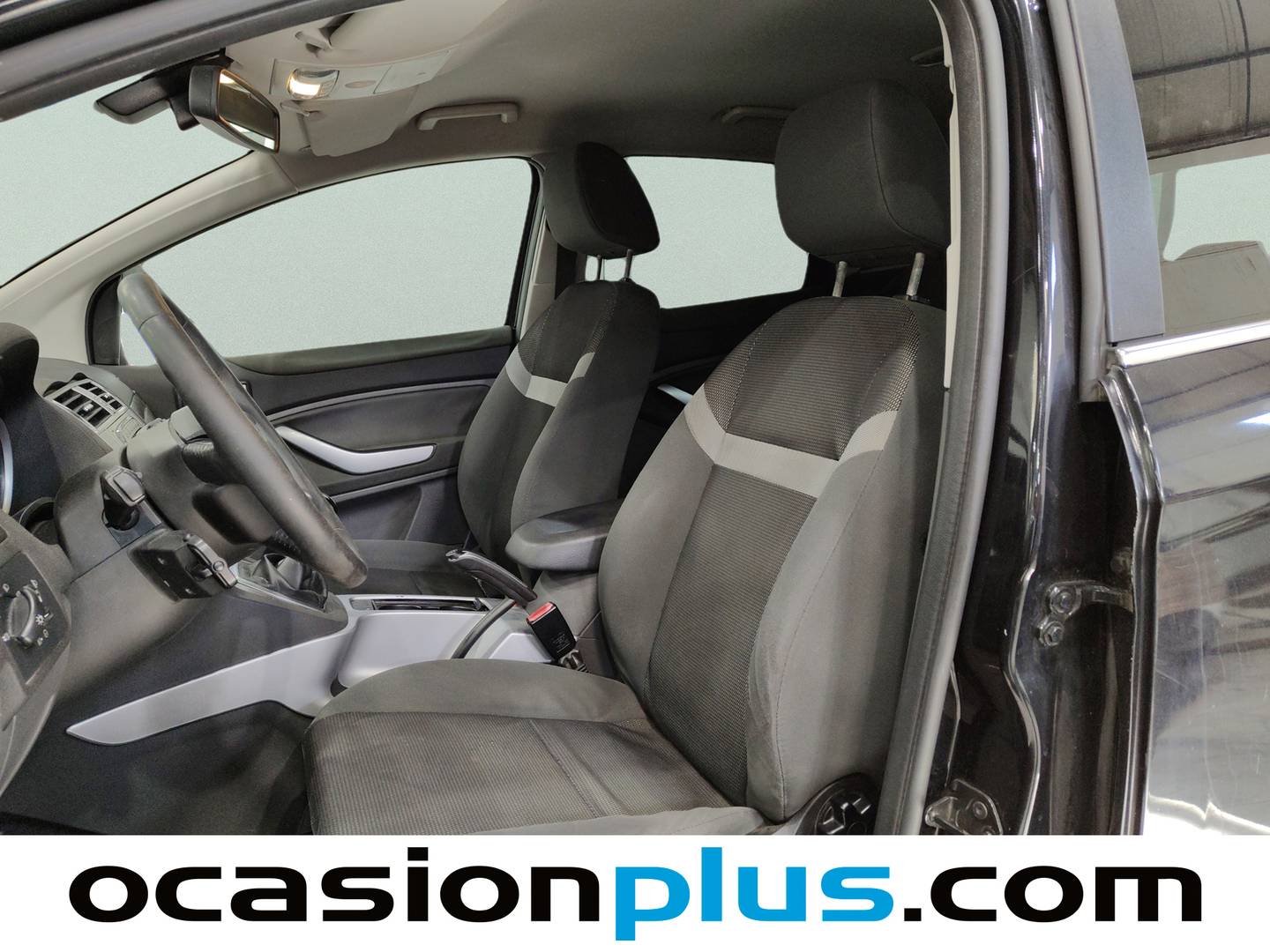 Foto asientos delanteros Ford Kuga Ford Kuga 2.0 TDCI S&S Trend 4x2 (140 CV)