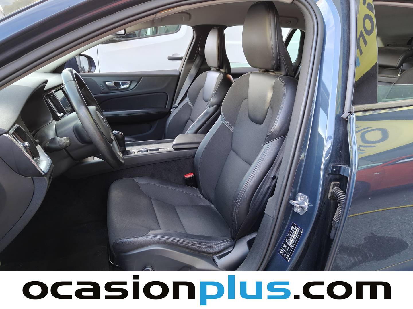 Foto Volvo V60 Volvo V60 D4 Momentum (190 CV)