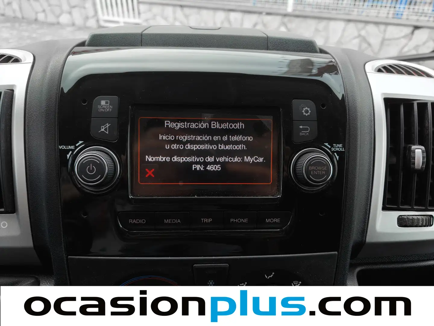 Foto Peugeot Boxer Peugeot Boxer BlueHDi 140 S&S 335 L3H2 (140 CV)