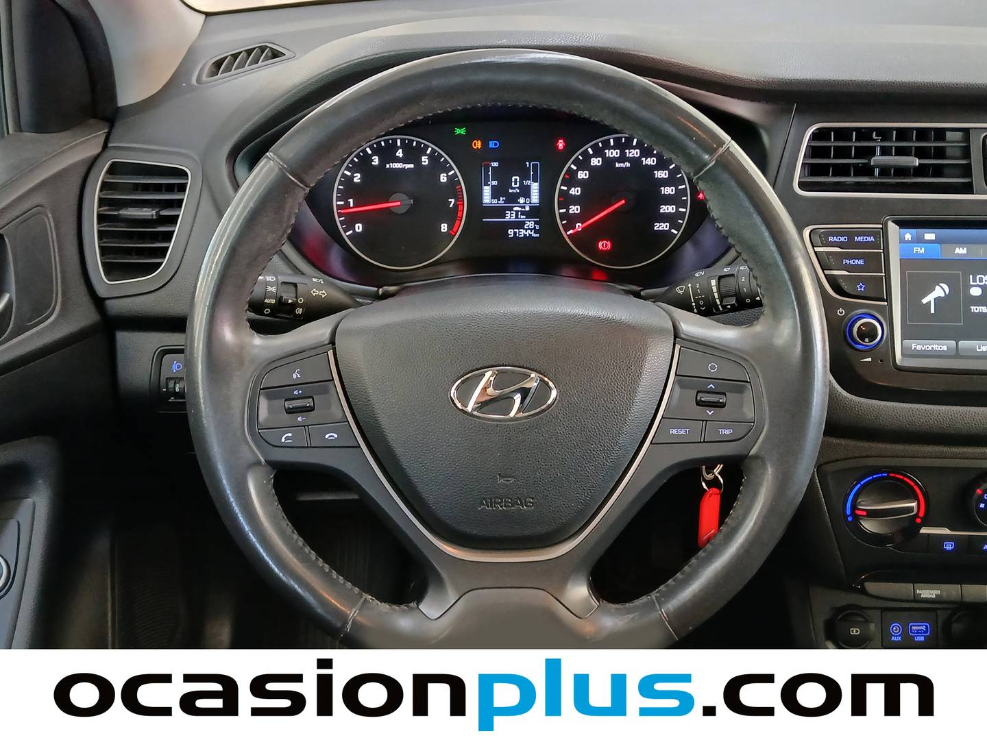 Hyundai i20 Hyundai i20 1.2 MPI Essence LE (75 CV) manual
