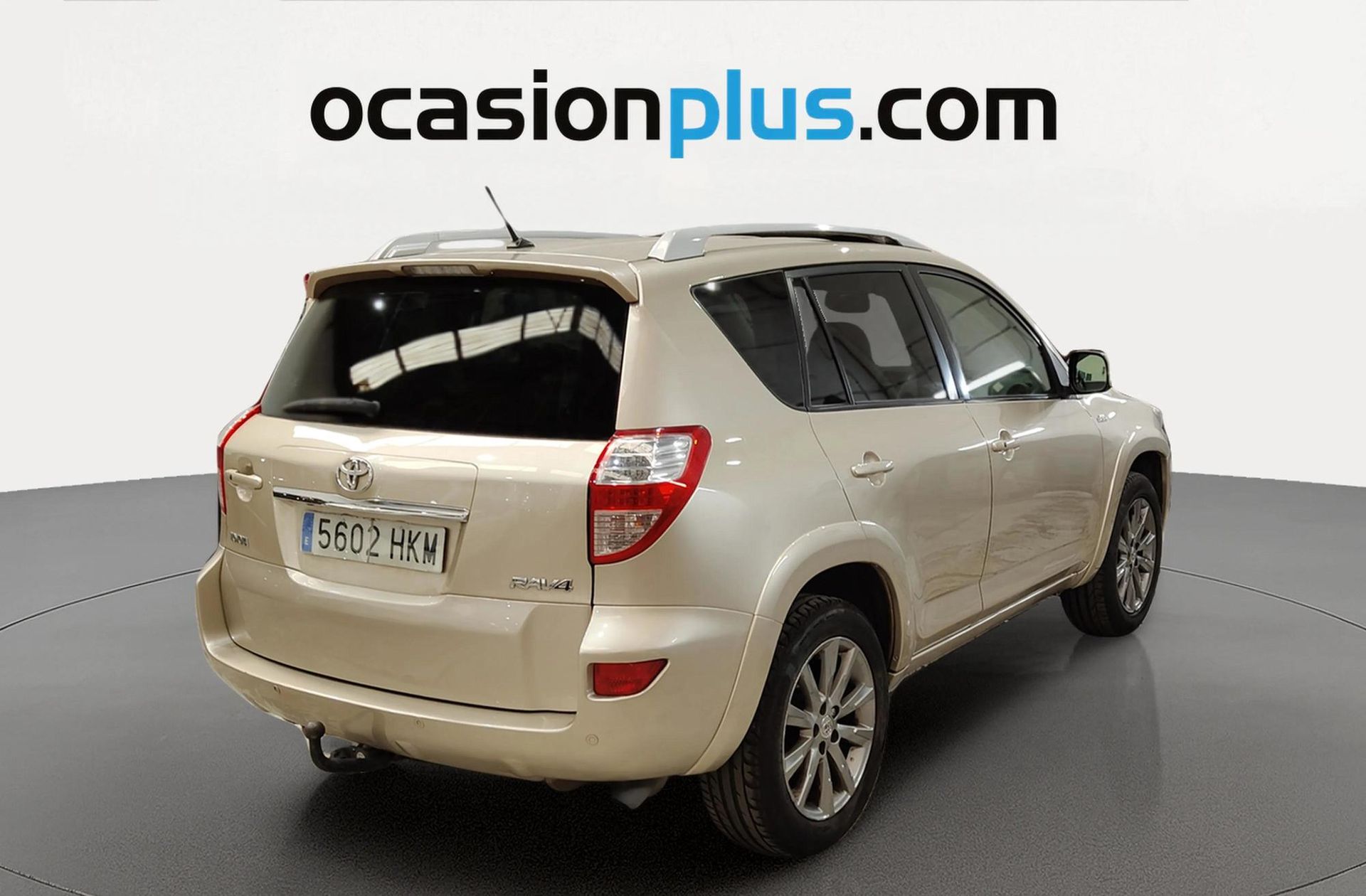 Toyota RAV4 2.2 D-4D Executive 4x4 - foto 4
