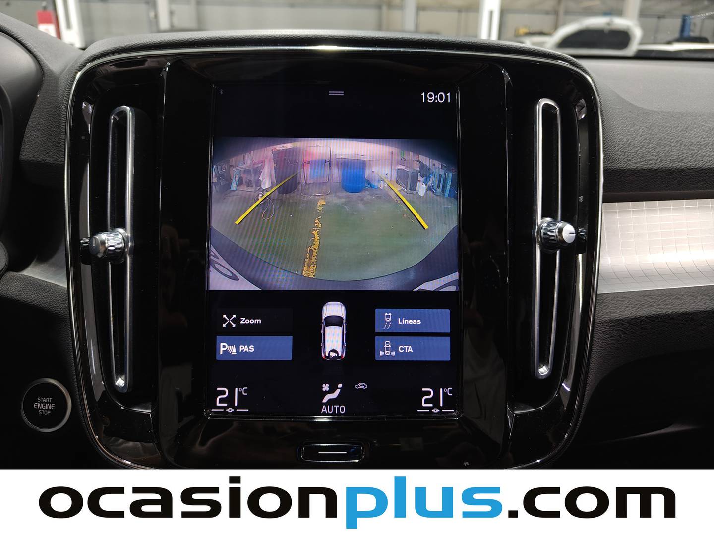 Extras del Volvo XC40 Volvo XC40 B3 G Momentum Pro Auto (163 CV)