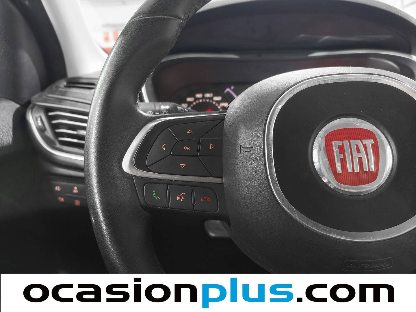 Equipamiento del Fiat Tipo Fiat Tipo Sedan 1.4 Lounge (95 CV)