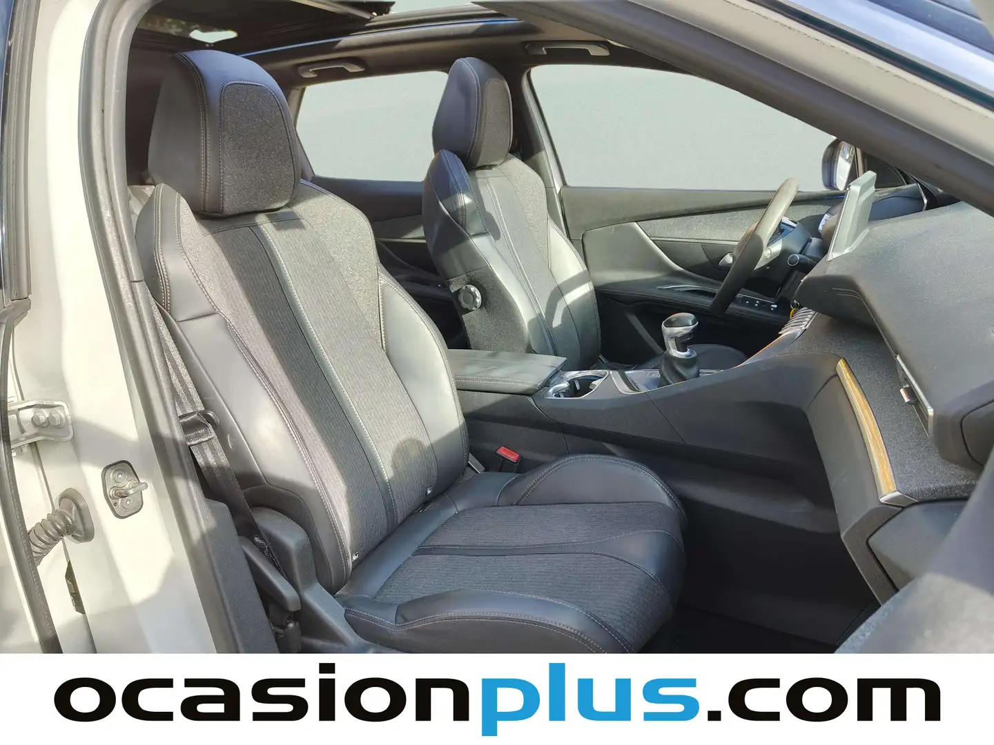 Foto Peugeot 3008 Peugeot 3008 BlueHDi 120 S&S GT-Line (120 CV)