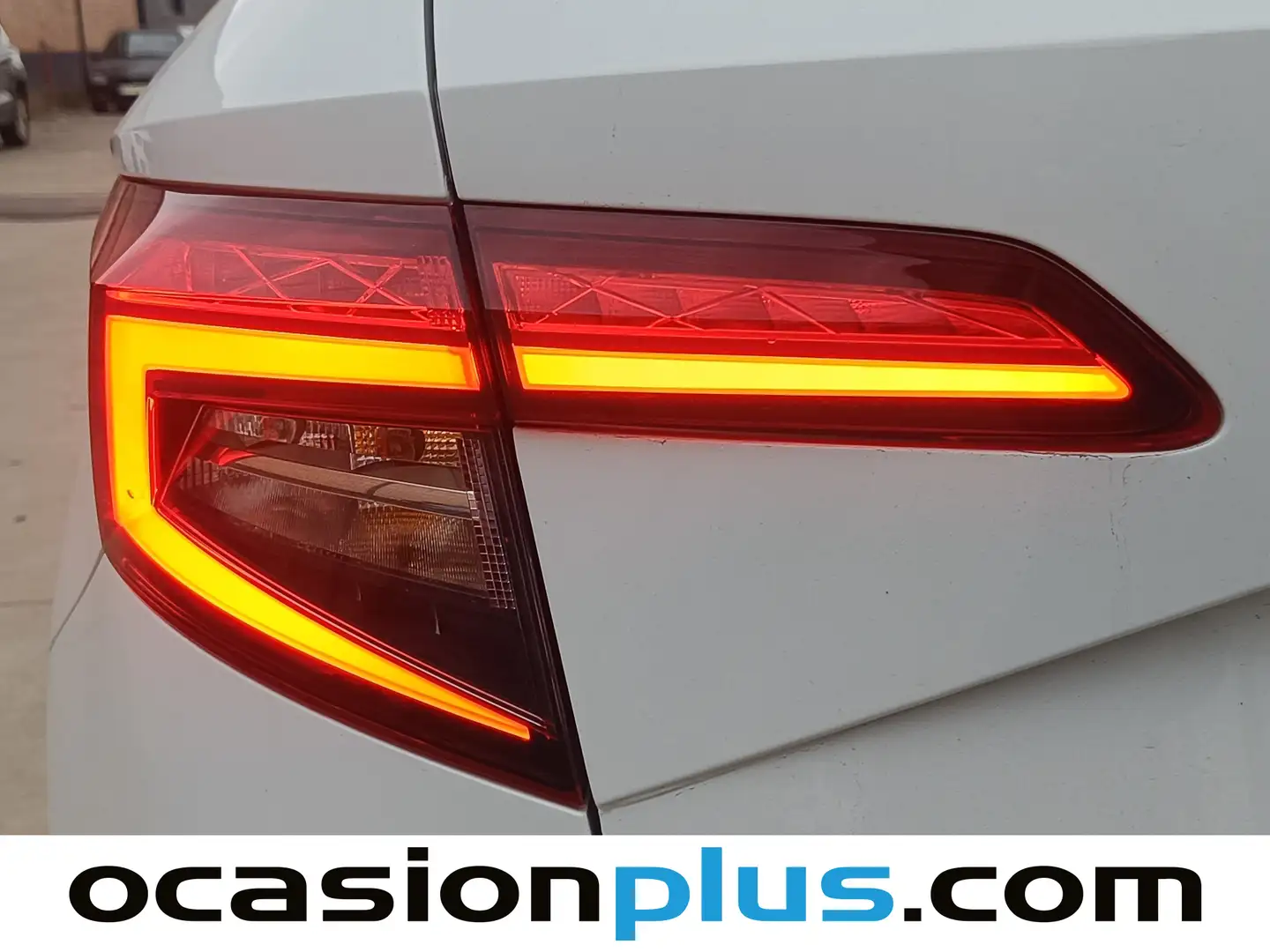 Foto Skoda Karoq Skoda Karoq 1.0 TSI Ambition (115 CV)