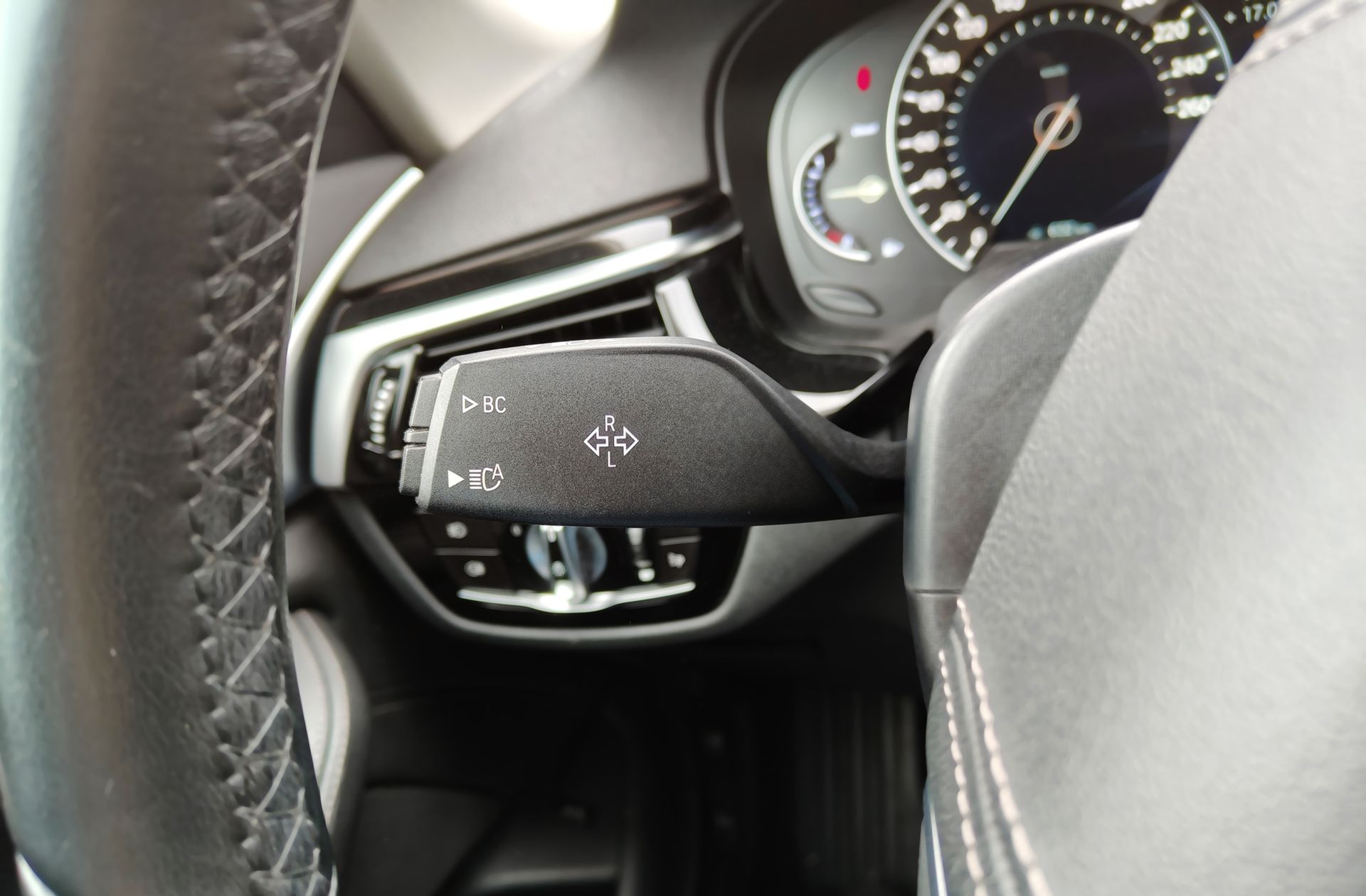 BMW Serie 5 520d Pack Sport Line - foto 30