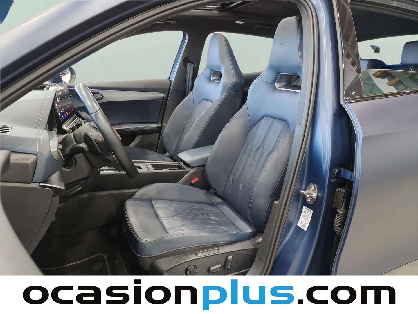 Foto asientos delanteros Cupra Formentor Cupra Formentor 2.0 TSI Launch Edition Azul Petrol Mate 4Drive DSG (310 CV)