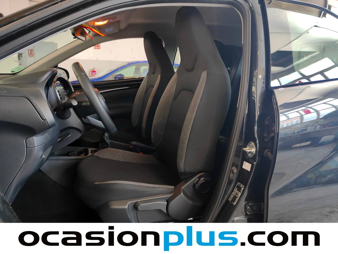 Foto asientos traseros Toyota Aygo X Cross Toyota Aygo X Cross 1.0 VVT-I Play (72 CV)
