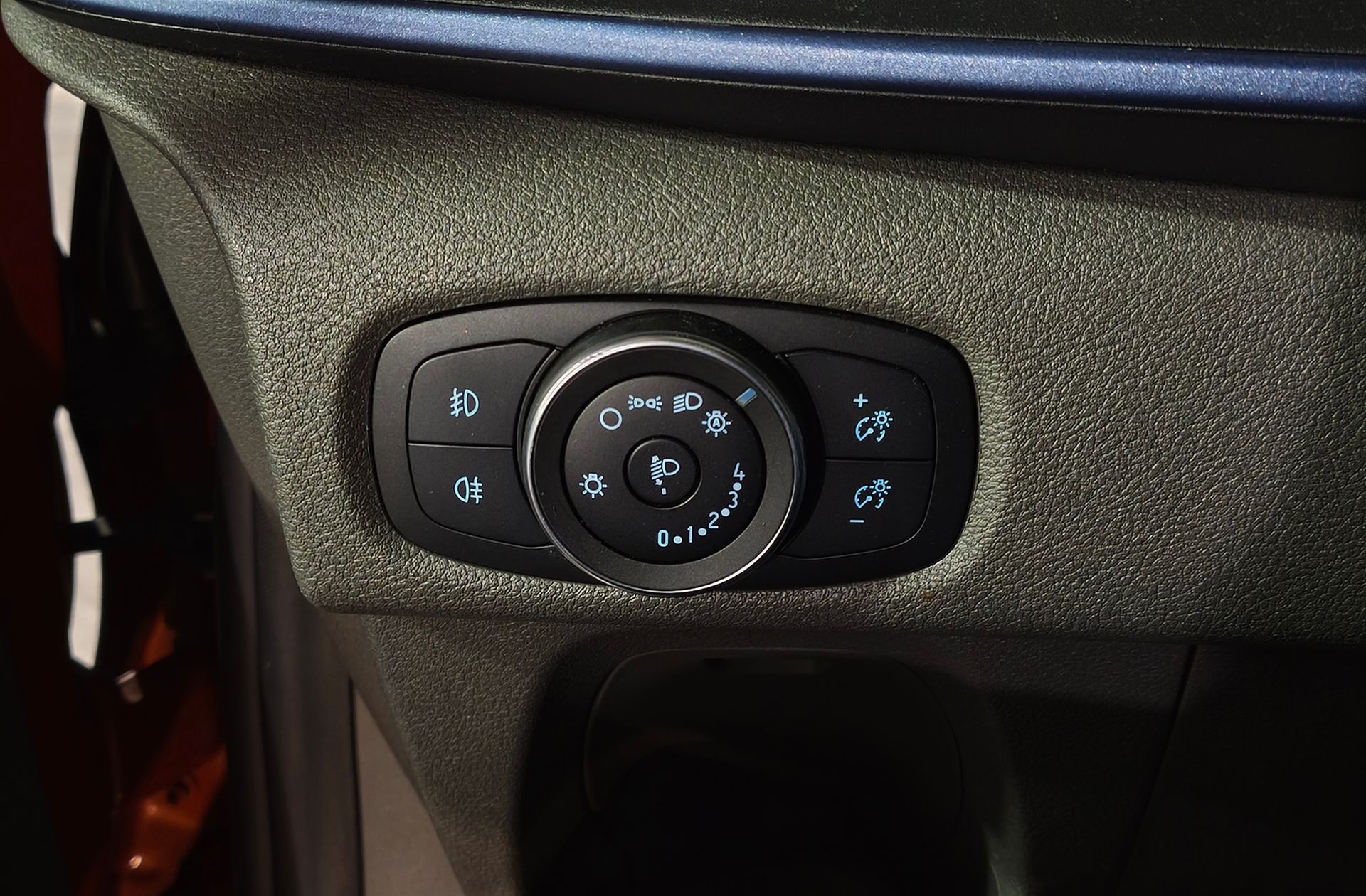 Ford Tourneo Custom 2.0 EcoBlue Hybrid L1 Active - foto 29