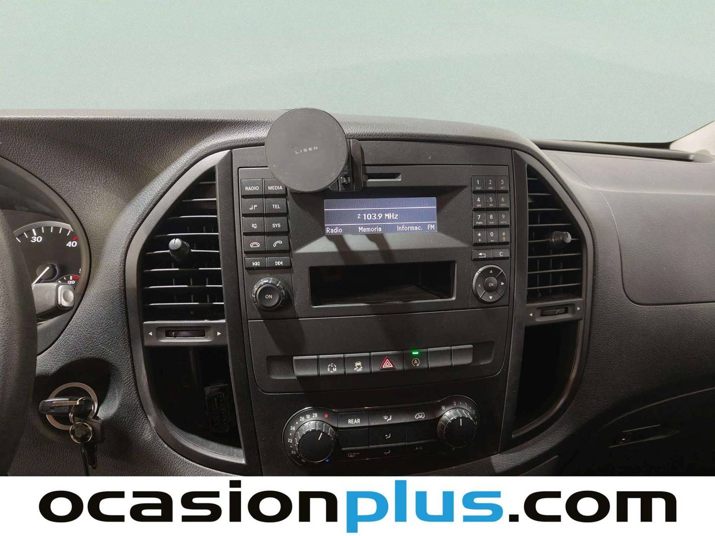 Acabados Mercedes Vito Mercedes Vito 114 CDI Tourer Pro Larga (136 CV) Semi-camperizada 5 plazas