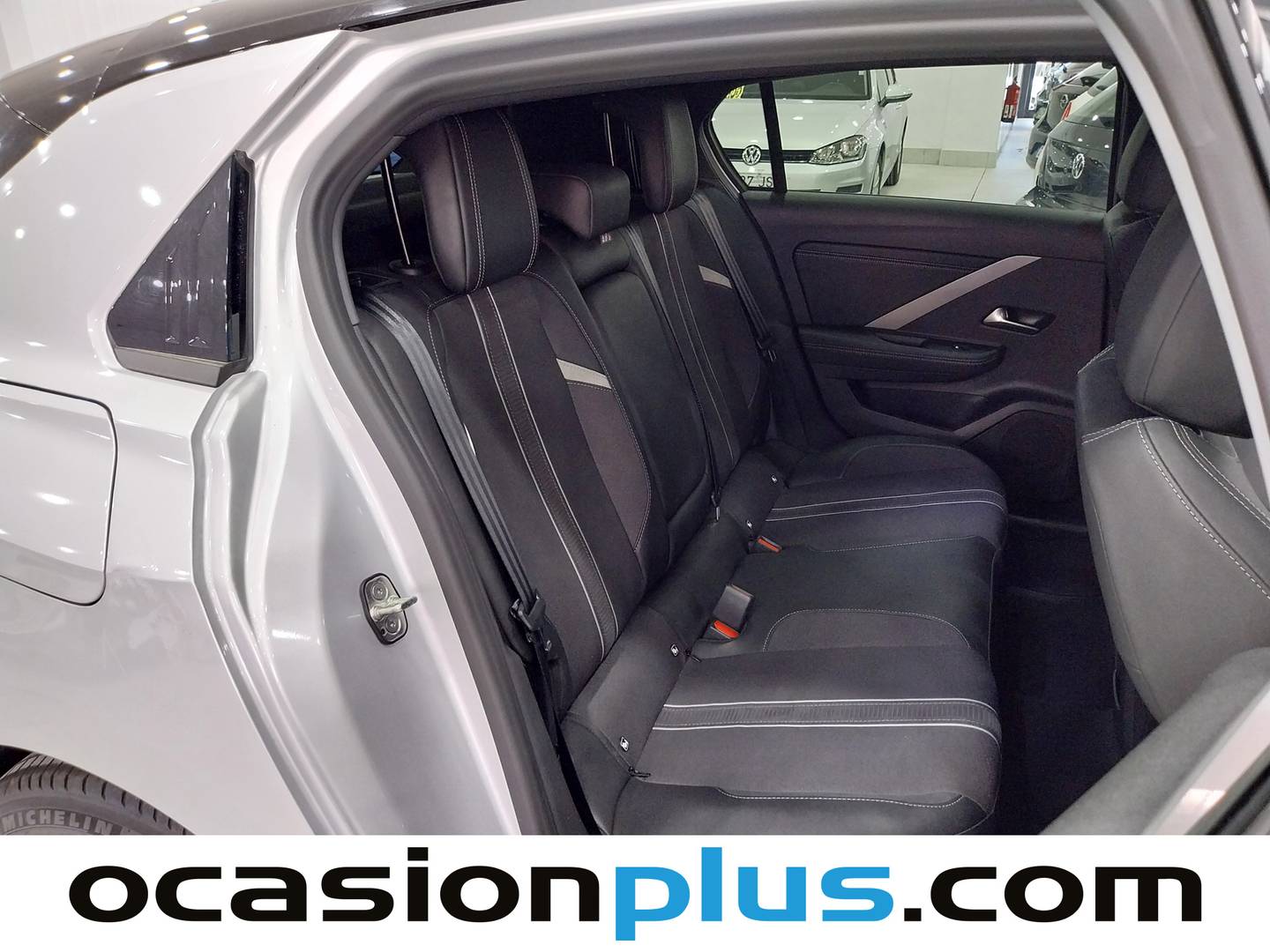 Foto Opel Astra Opel Astra 1.2 Turbo XHT GS (130 CV)