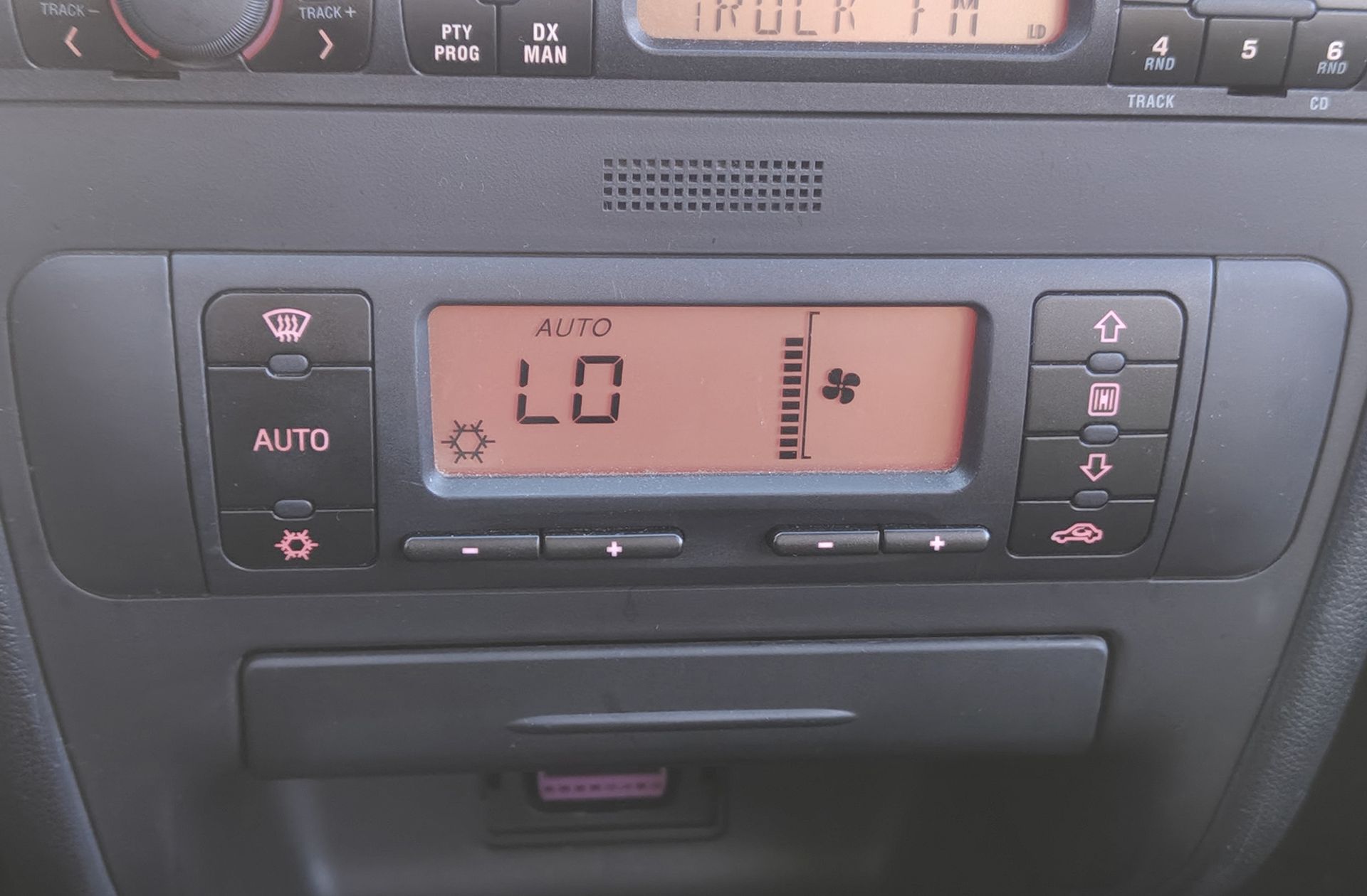 SEAT Toledo 1.9 TDI Signa - foto 22