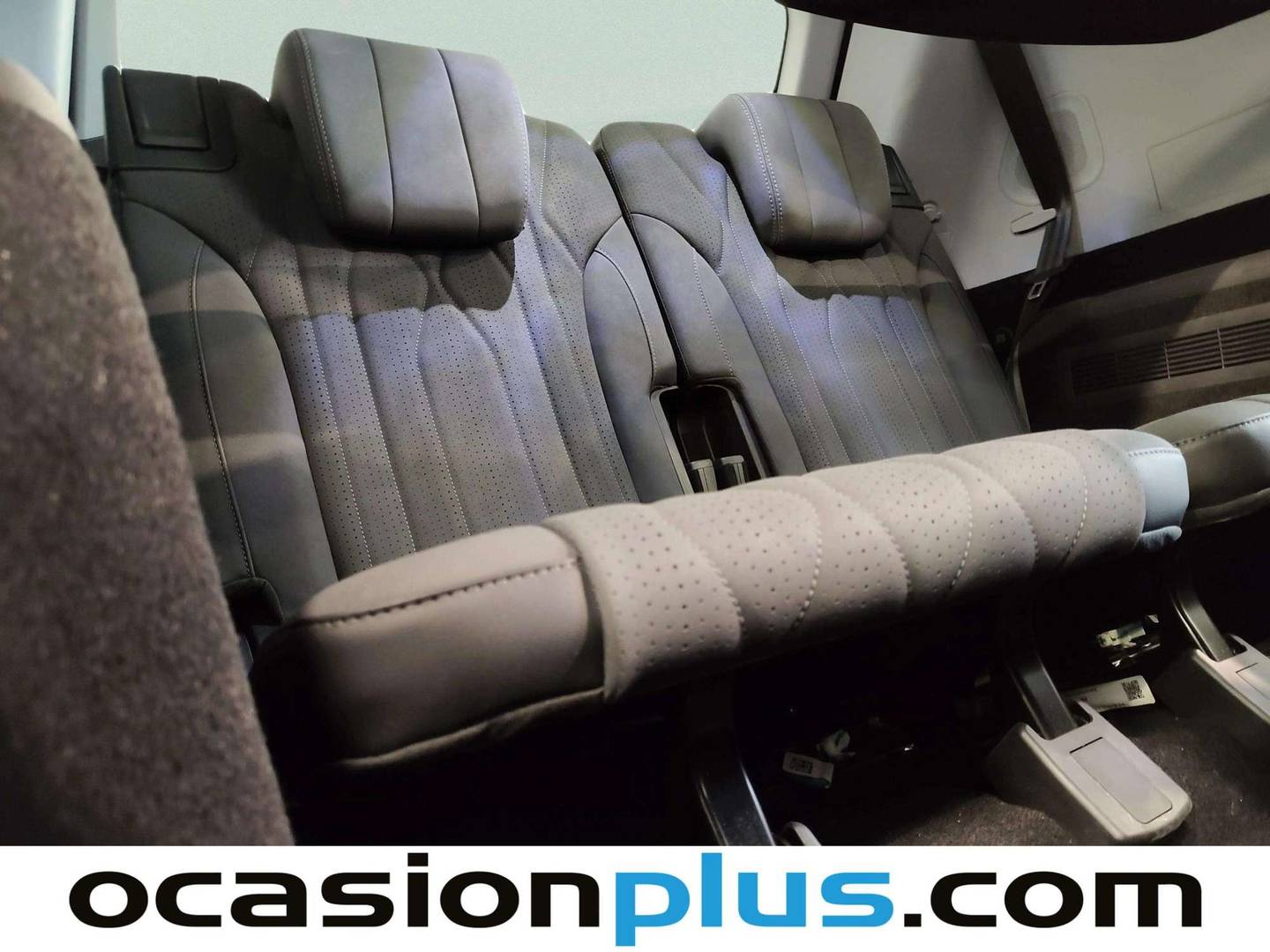 Foto asientos delanteros EBRO S800 EBRO S800 1.6 TGDI Premium DCT (147 CV) 7 Plazas