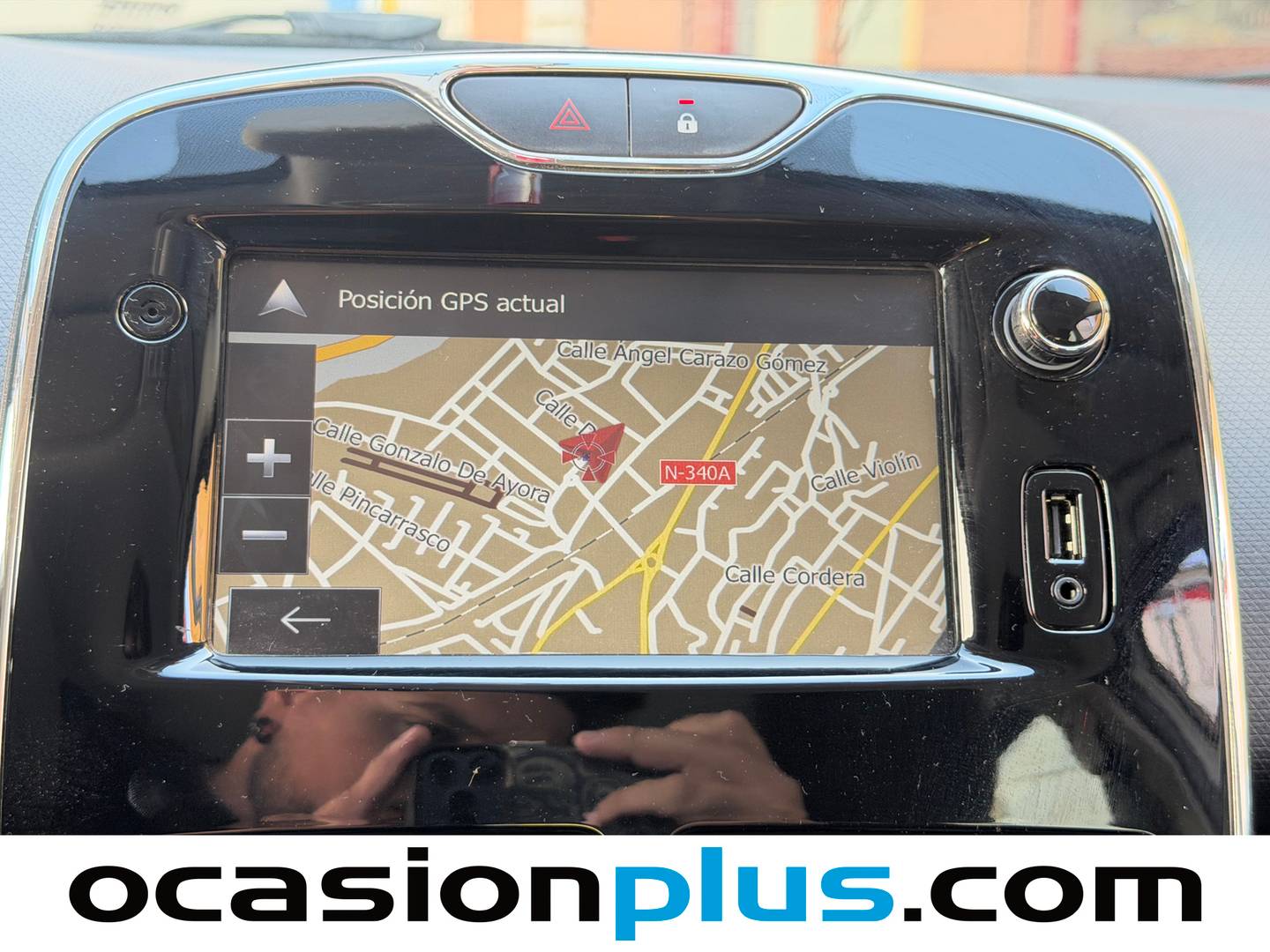 Extras y acabados del Renault Clio Renault Clio Expression 1.2 16v (75 CV)