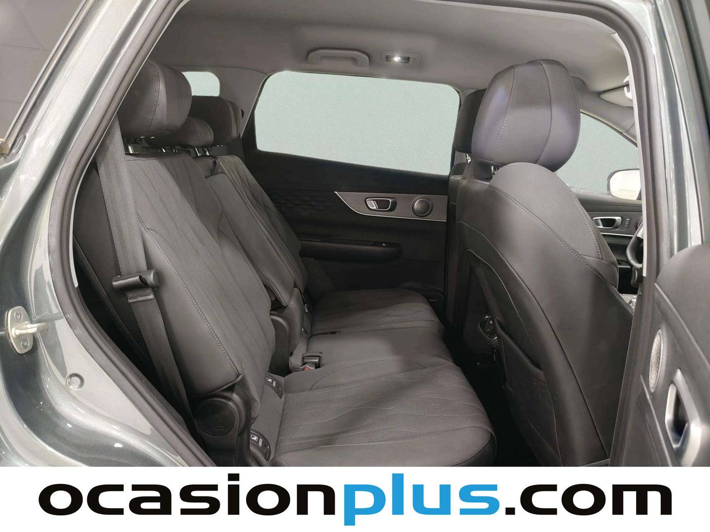 Foto asientos traseros EBRO S800 EBRO S800 1.6 TGDI Premium DCT (147 CV)