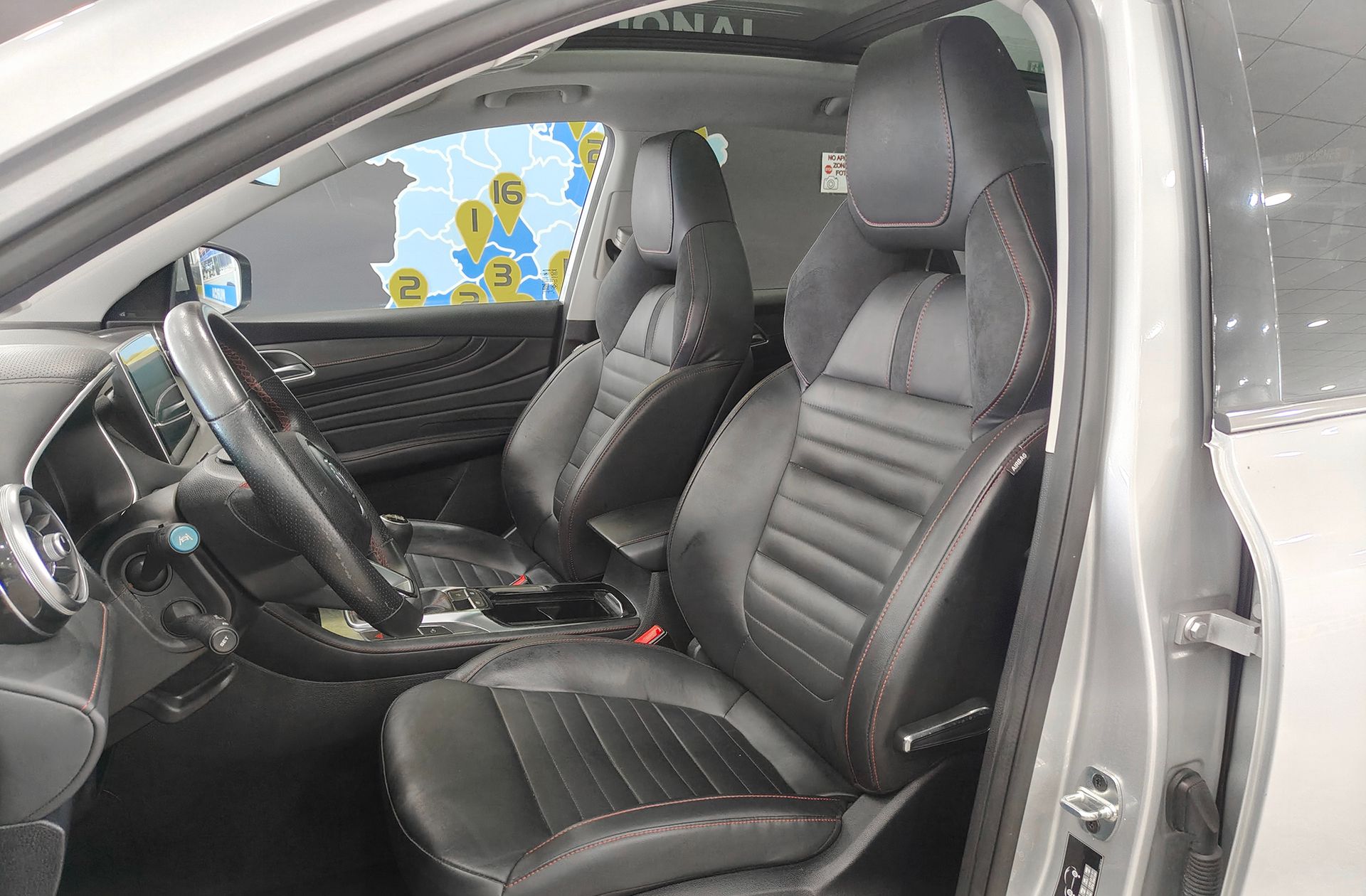 MG HS 1.5 Turbo GDI Luxury - foto 14