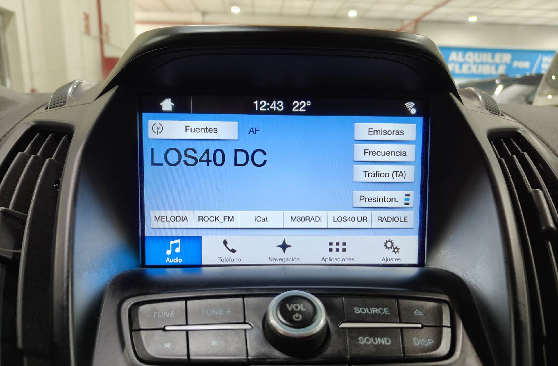 Ford Kuga 1.5 EcoBoost Trend+ 4x2 - foto 29