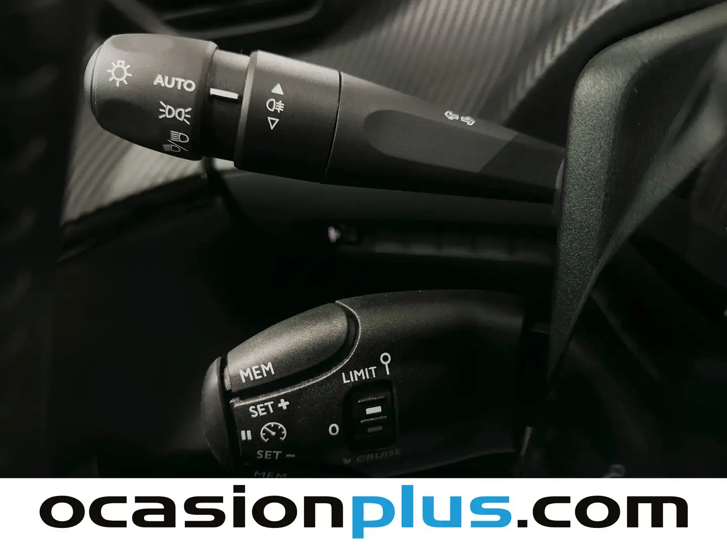 Foto Peugeot 208 Peugeot 208 PureTech 100 Allure (100 CV)