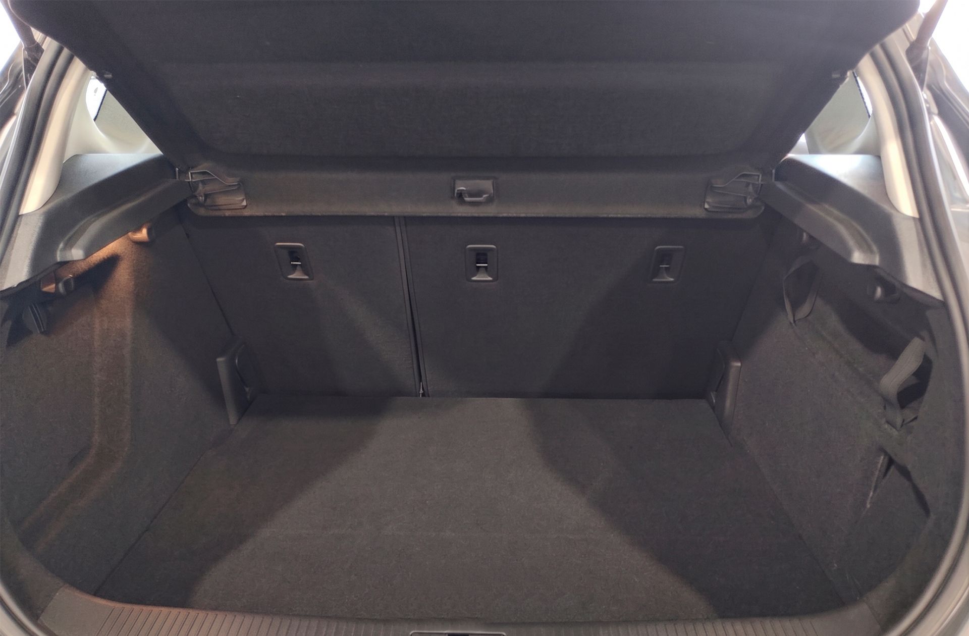 Opel Astra 1.4 Enjoy - foto 12